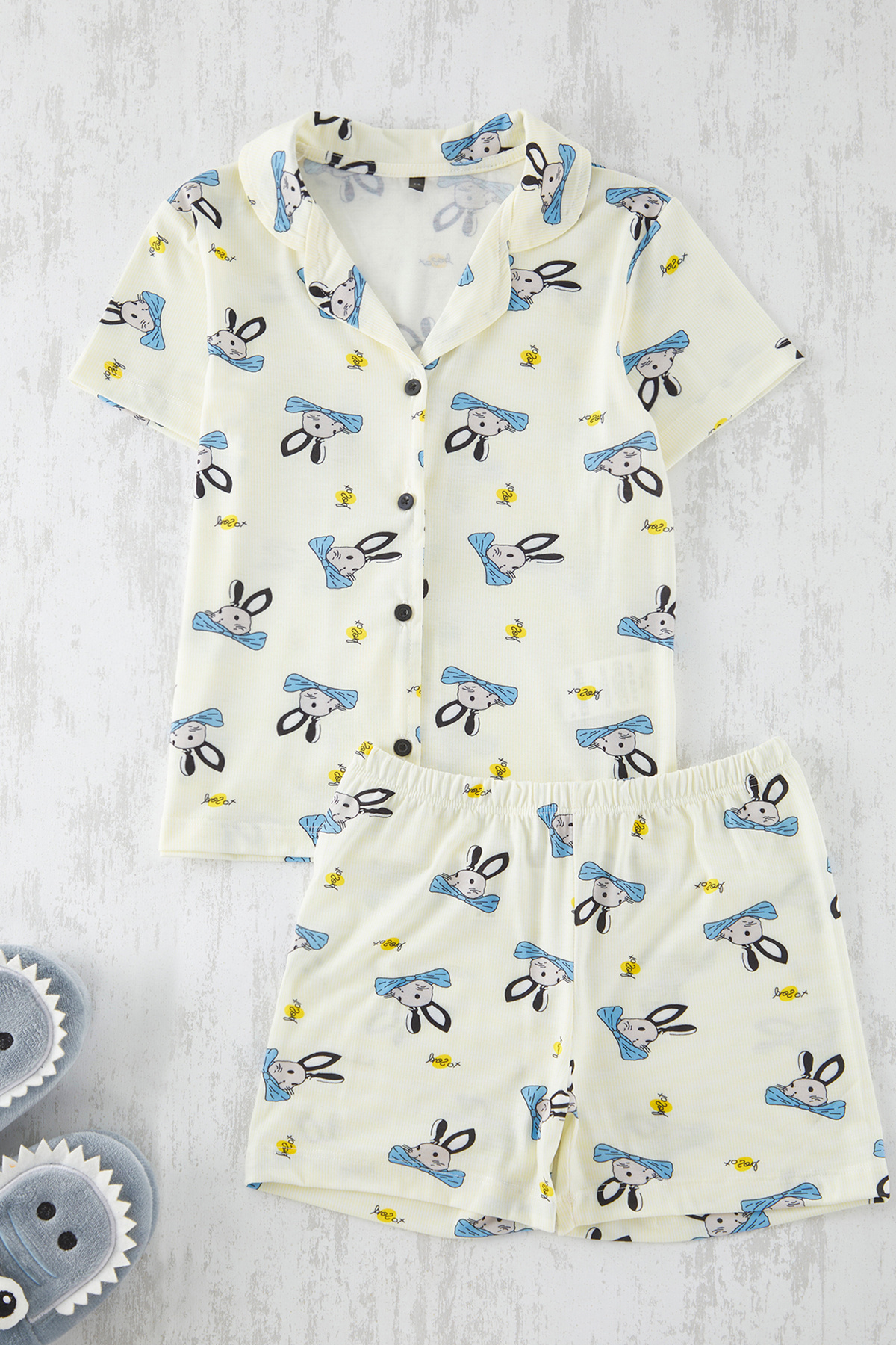 TRENDYOLKIDS-Rosa gestricktes Pyjama-Set für Mädchen mit Tiermuster 1