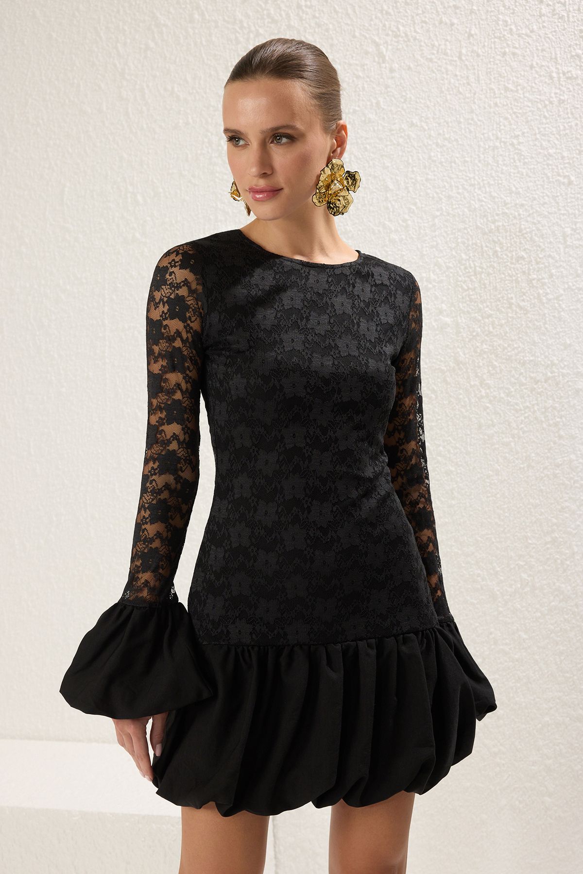 Trendyol Collection-Schwarzer, gerader Rock, Taillenöffnung, Ballonrock, gestrickte Spitze, Mini-Futter, schickes/Abendkleid 2