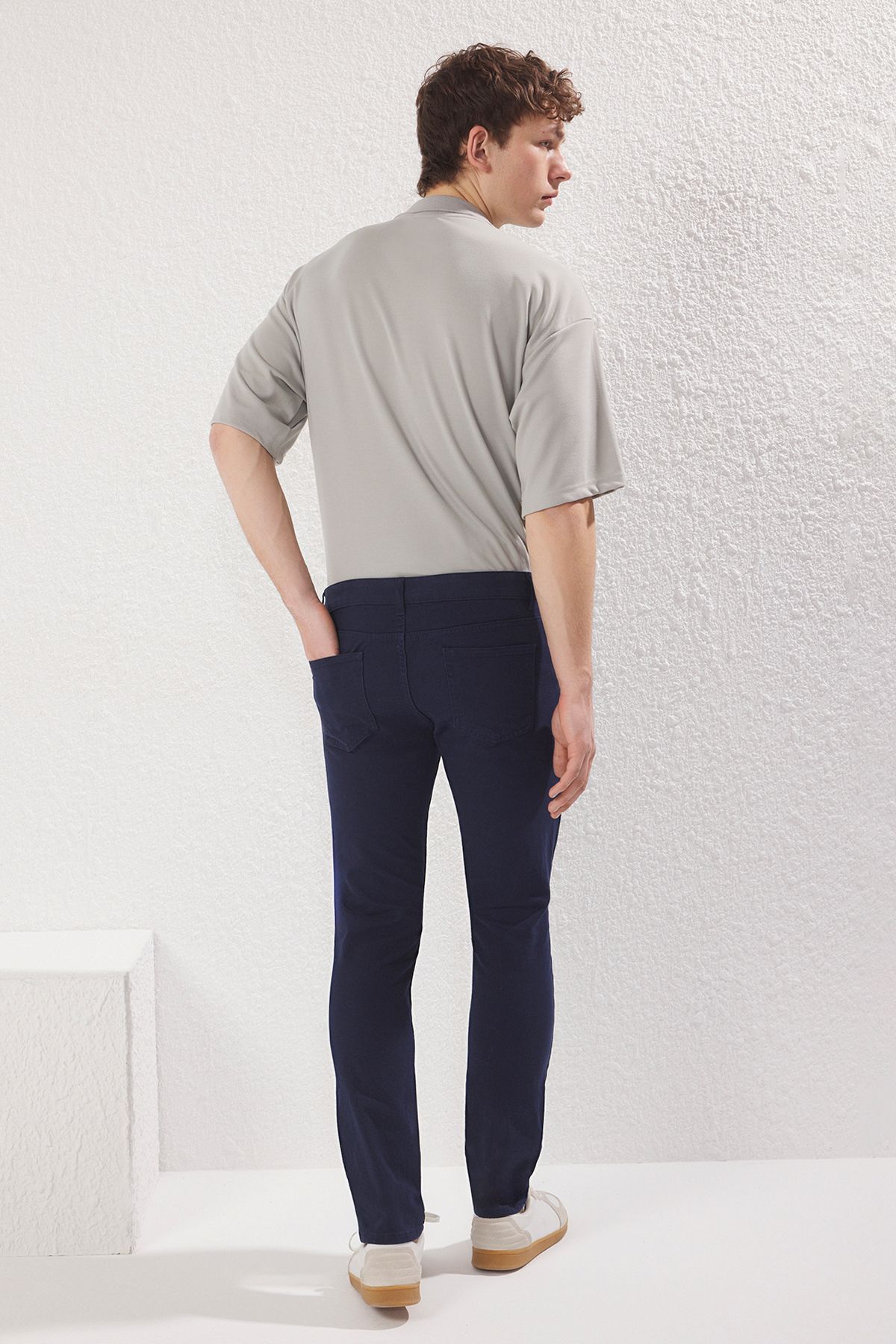 Trendyol Collection-Námořnická modrá Slim Fit Basic 5 kapesní flexibilní gabarínové kalhoty Tmnss25Pl00020 4