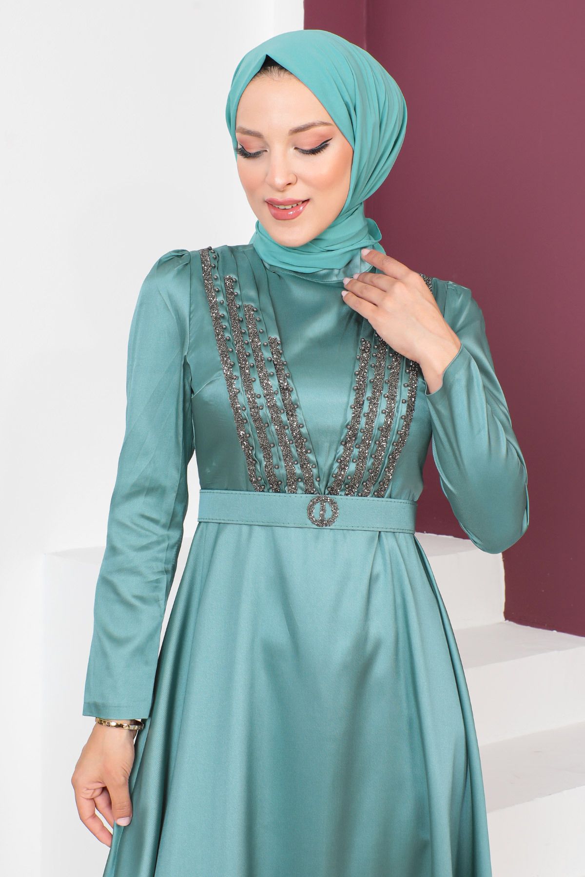 Tesettür Dünyası-Večerní šaty s detailním páskem TSD230636 Mint Green 2