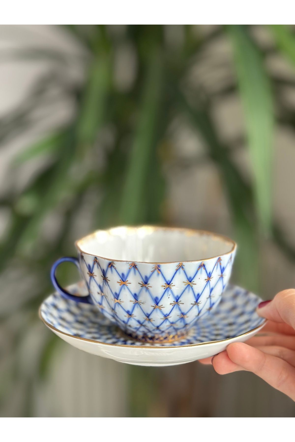 Imperial Porselen-Russian Antique Cobalt Blue Network Design Gold Gilded Teacup 1