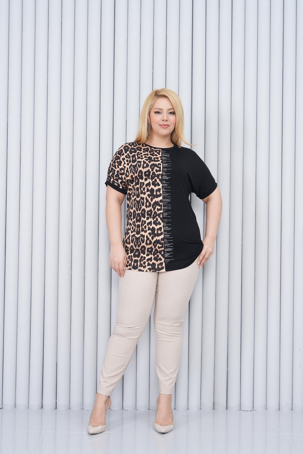 Siyezen-Plus Size Oversize Blouse with Pattern and Stones 2