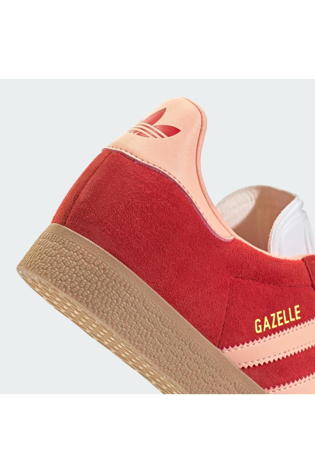 اسنیکر قرمز زنانه کفش ورزشی روزانه غازل adidas