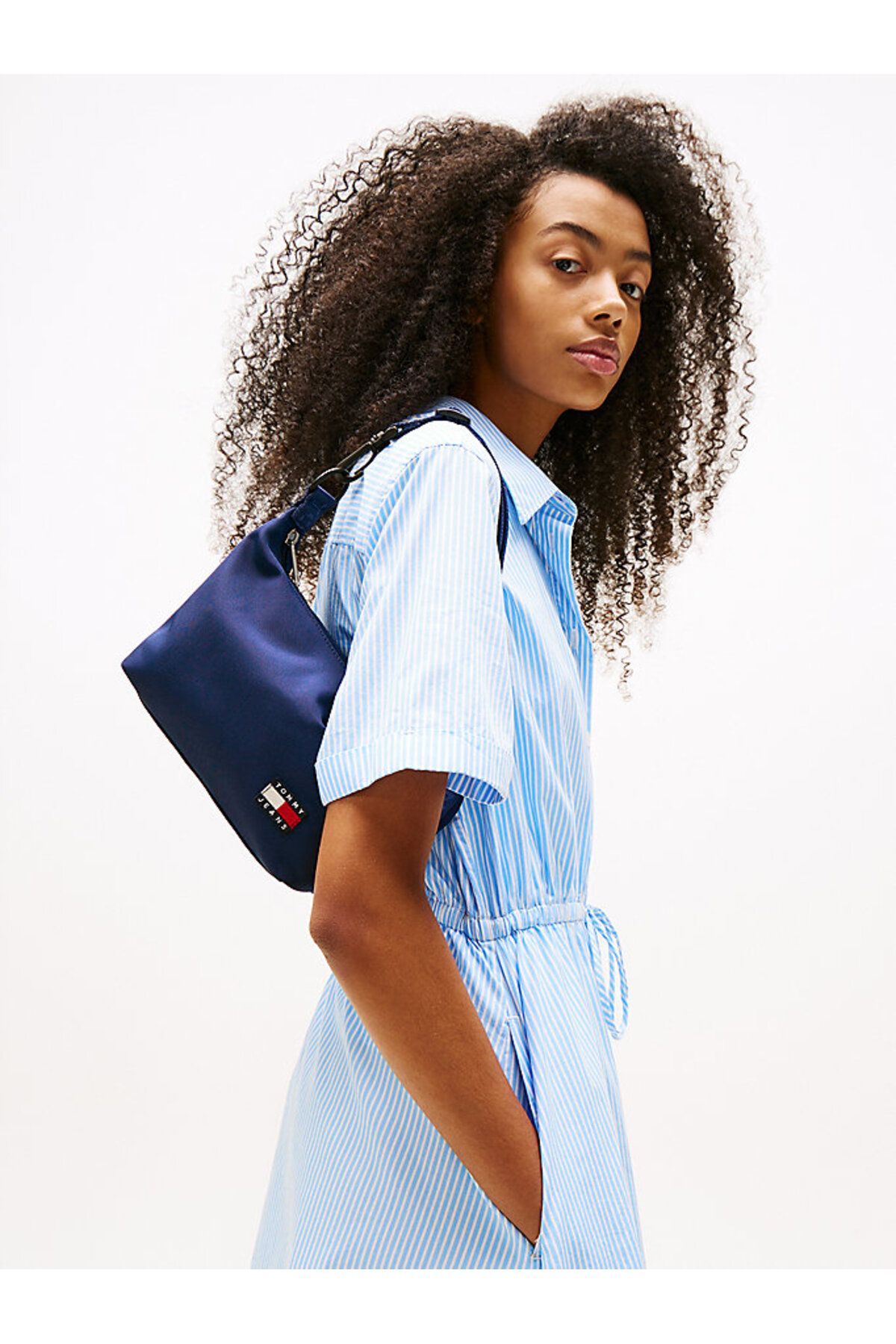 Tommy Hilfiger-TJW ESS DAILY SHOULDER BAG 1