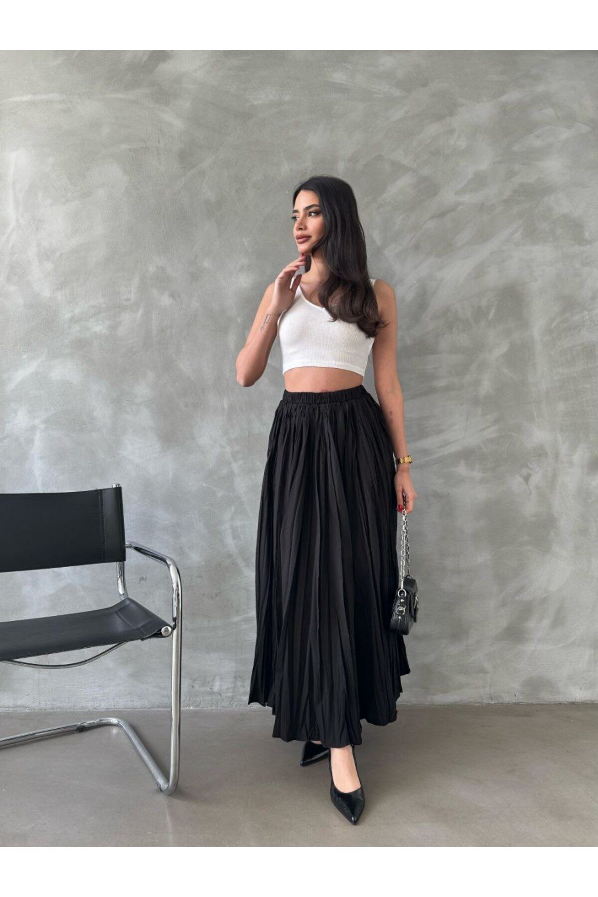 complete the look image