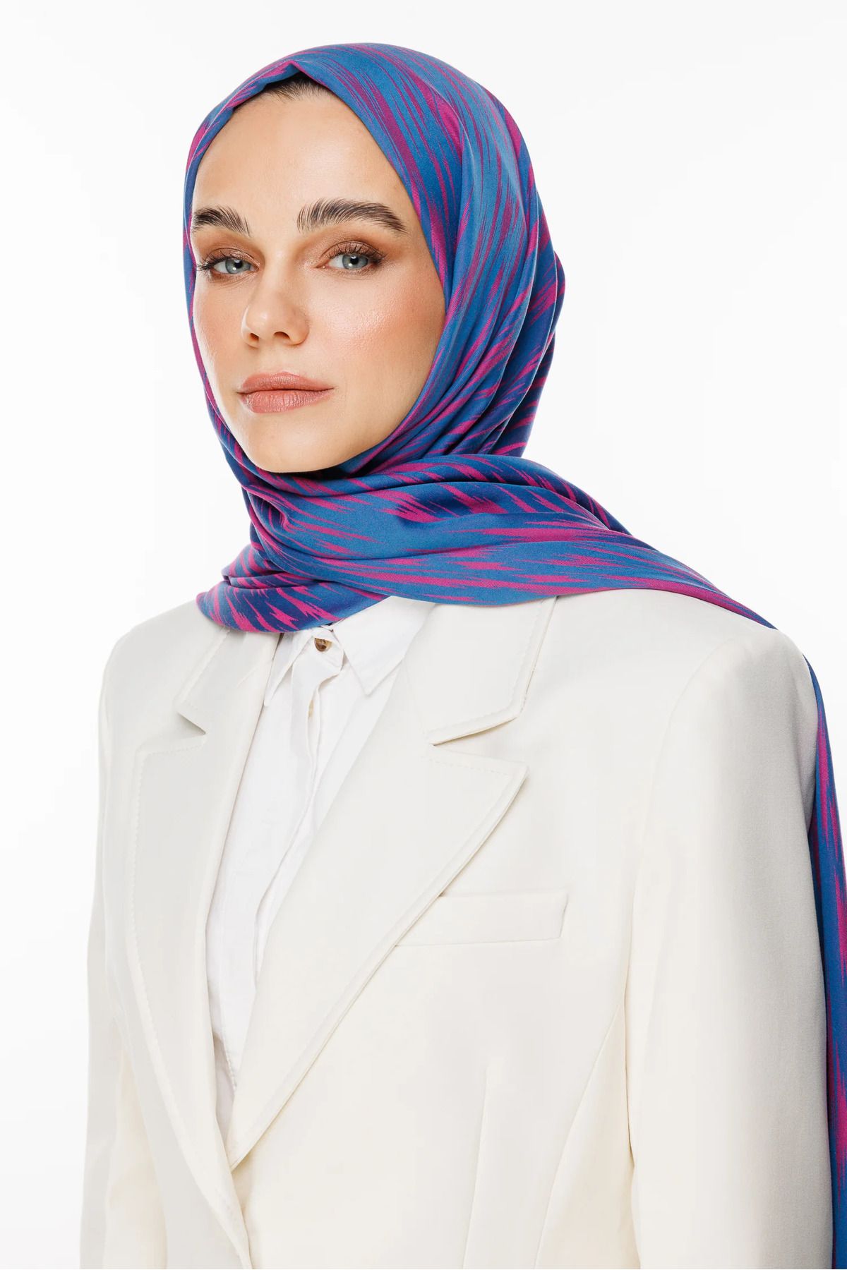Mooncorn-Selis Pattern Double Sided Shawl Petrol Blue-Fuchsia 2