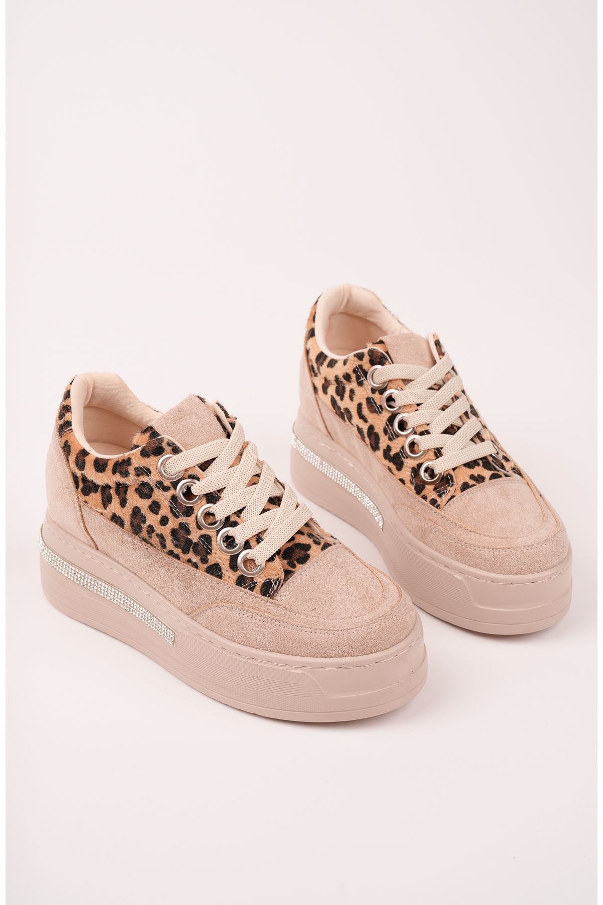 meyra'nın ayakkabıları-Women's Leather Leopard Lace-Up Back Stone Thick Sole Sneakers 4