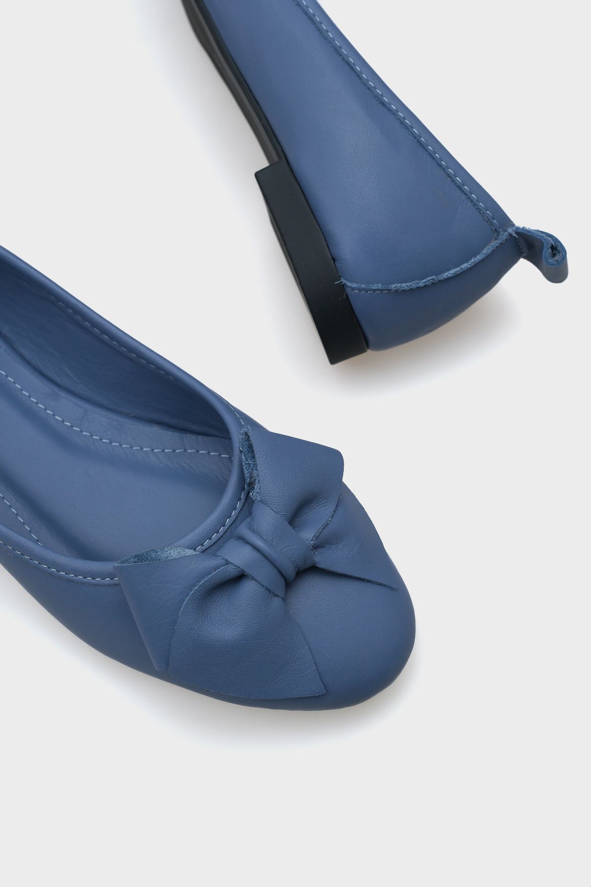 Capone Outfitters-Ballerinas aus echtem Leder für Damen – Schleife als Accessoire 3