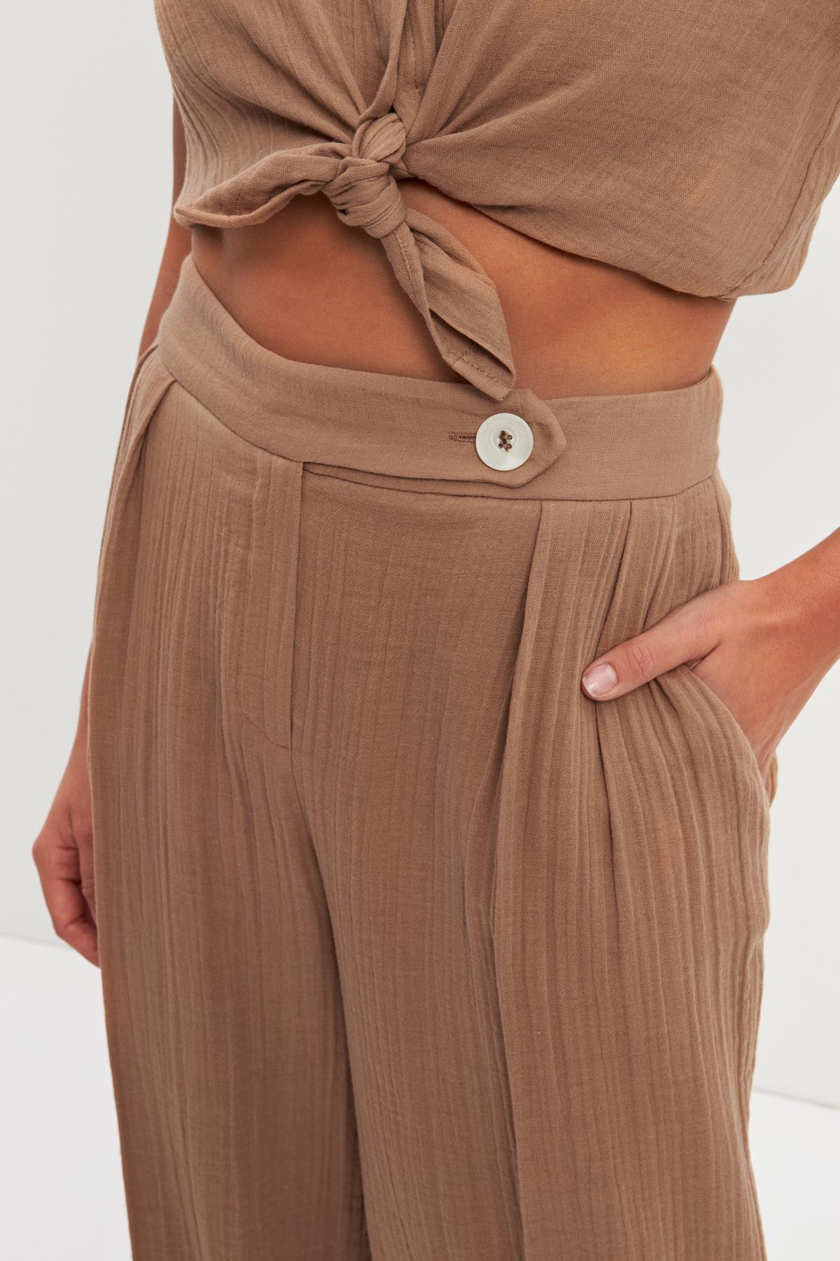 Setre-Comfortable Cut Camel Trousers - Waist and Pocket Detail 2