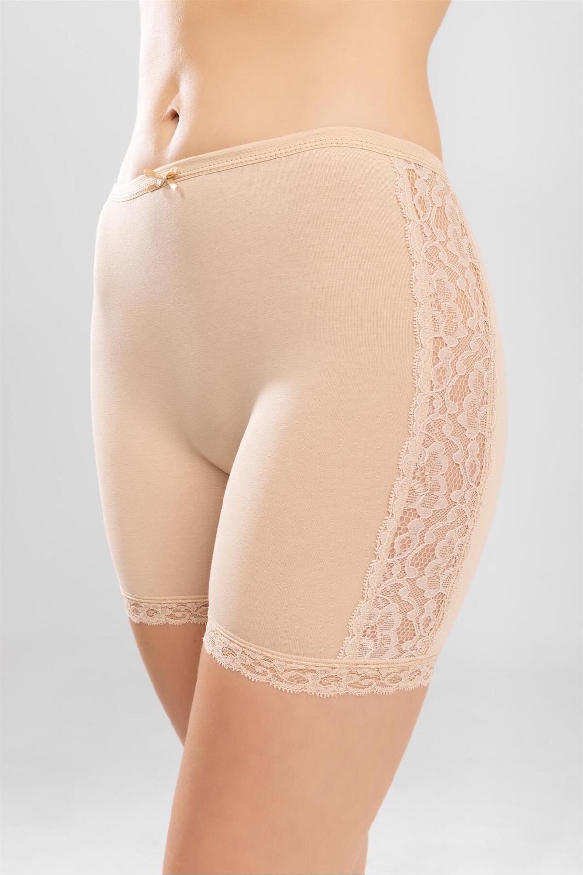 BAYKAR Kadın Pamuklu Yanları Dantelli Likralı Penye Şort 8040 Ten Rengi