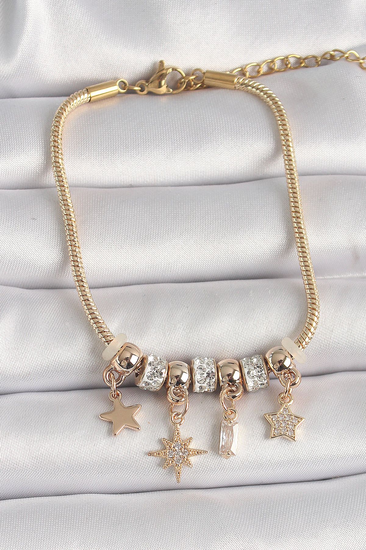 MMB Boutique Pirinç Gold Renk Zincir Sallantı Zirkon Taşlı Yıldız Figür Kadın Bileklik