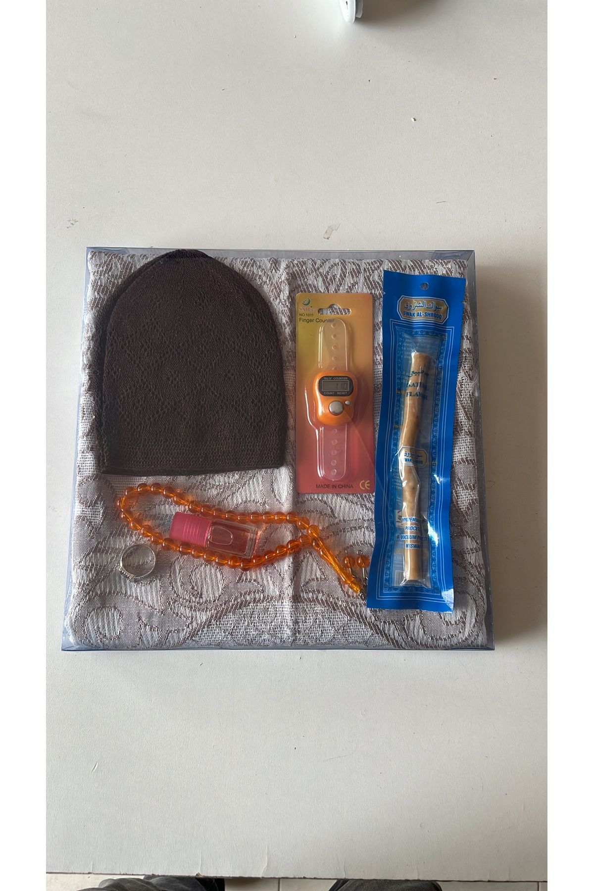 Classy-5 Pcs Gift Hajj Umrah Zikirmatik Thin Prayer Rug Skullcap Essence Ring Miswak Tasbih Set Mixed Color 3