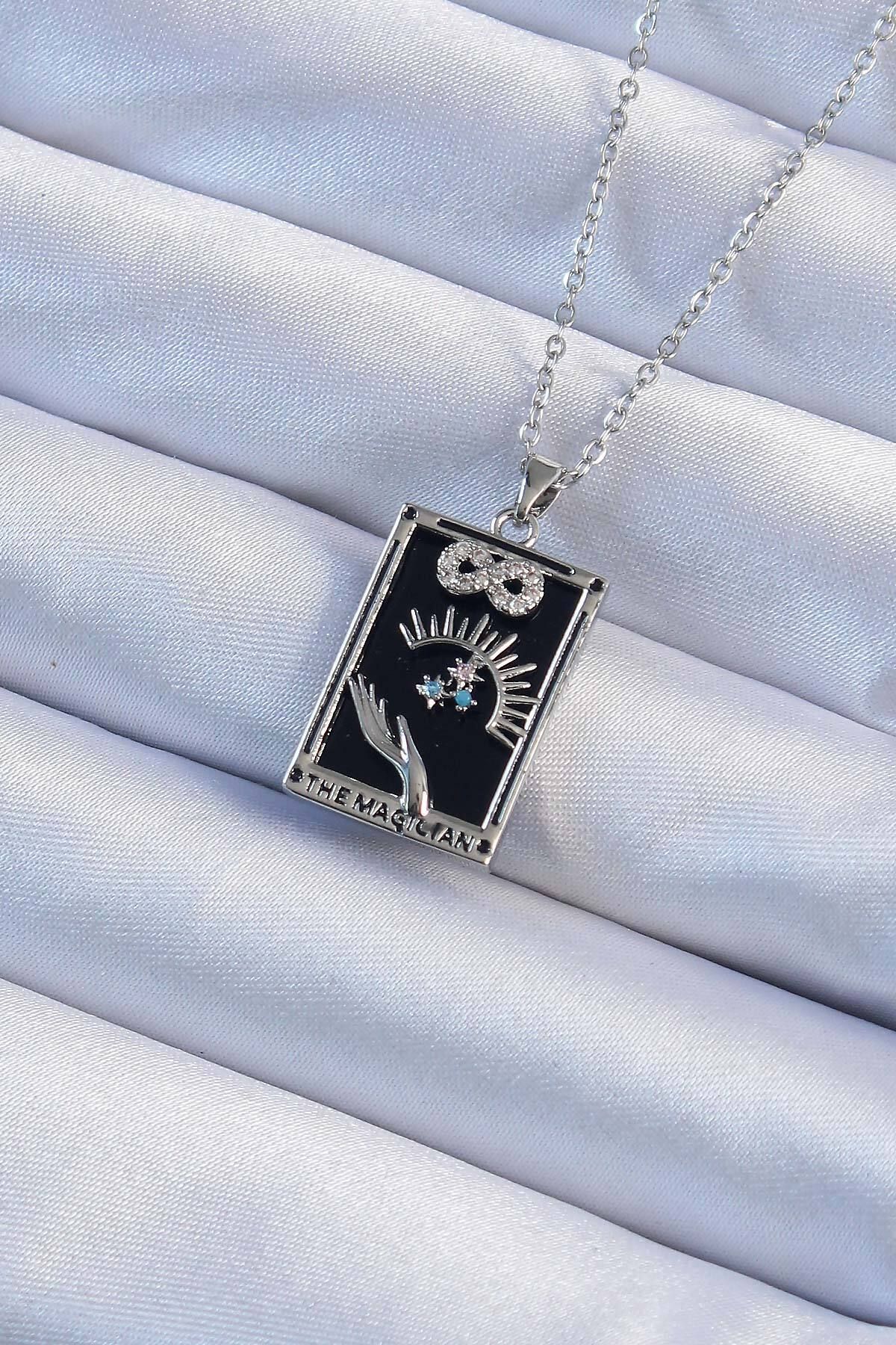 MMB Boutique 316L Çelik Zincir Gümüş Renk Zirkon Taşlı Sonsuzluk Figürlü Tarot Kolye