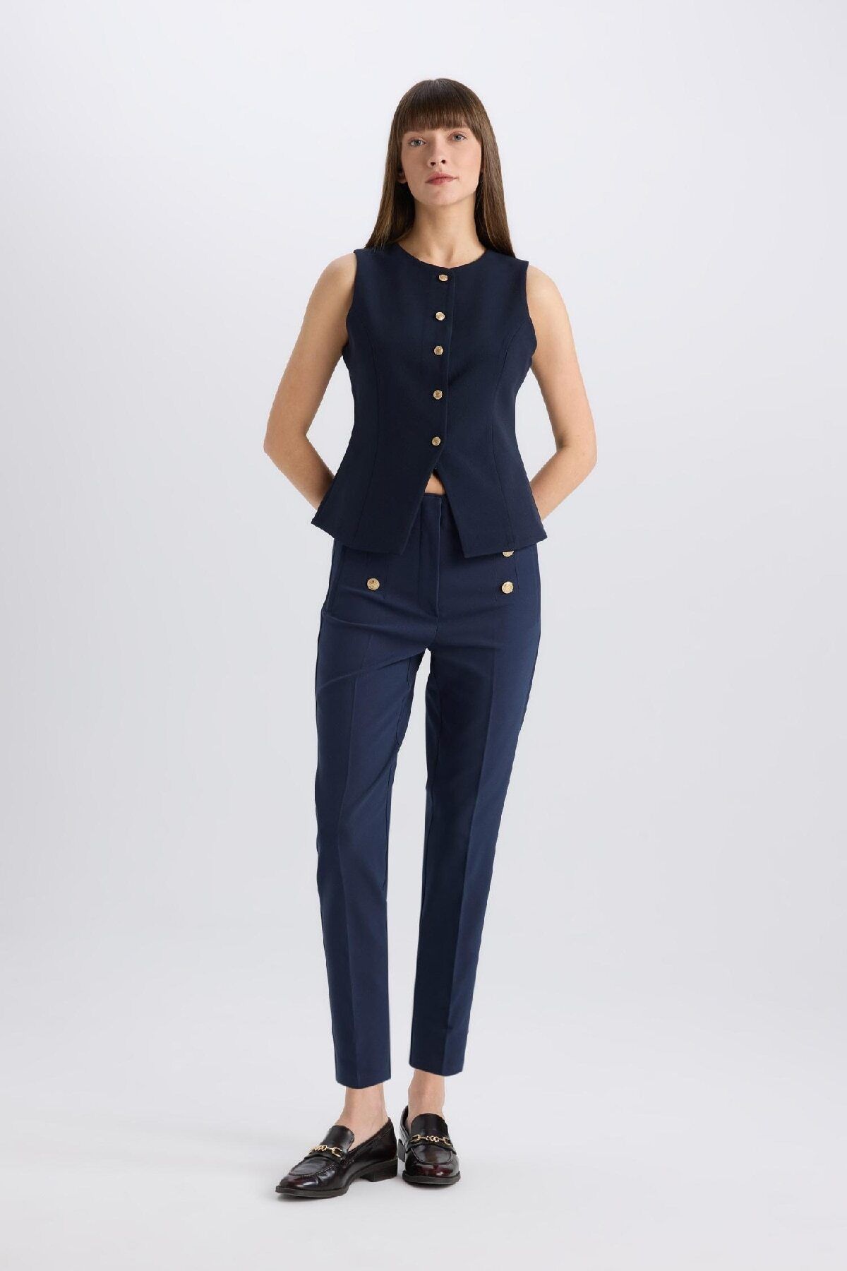 DeFacto-Skinny-Fit-Hose mit hoher Taille und Knopfleiste und geradem Bein E5431AX25SP 2