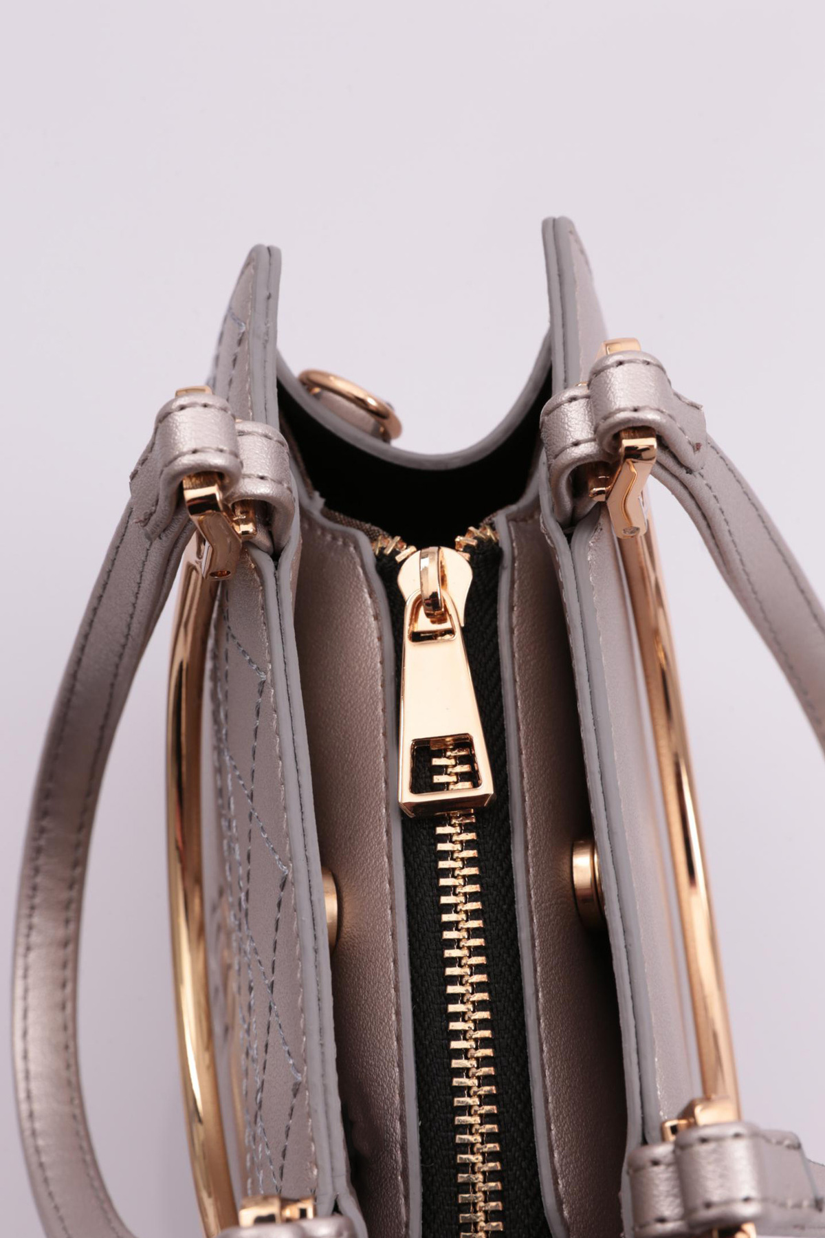 DGN-Custom Metal Classic Women's Bag - Silver Metallic 1342856 4