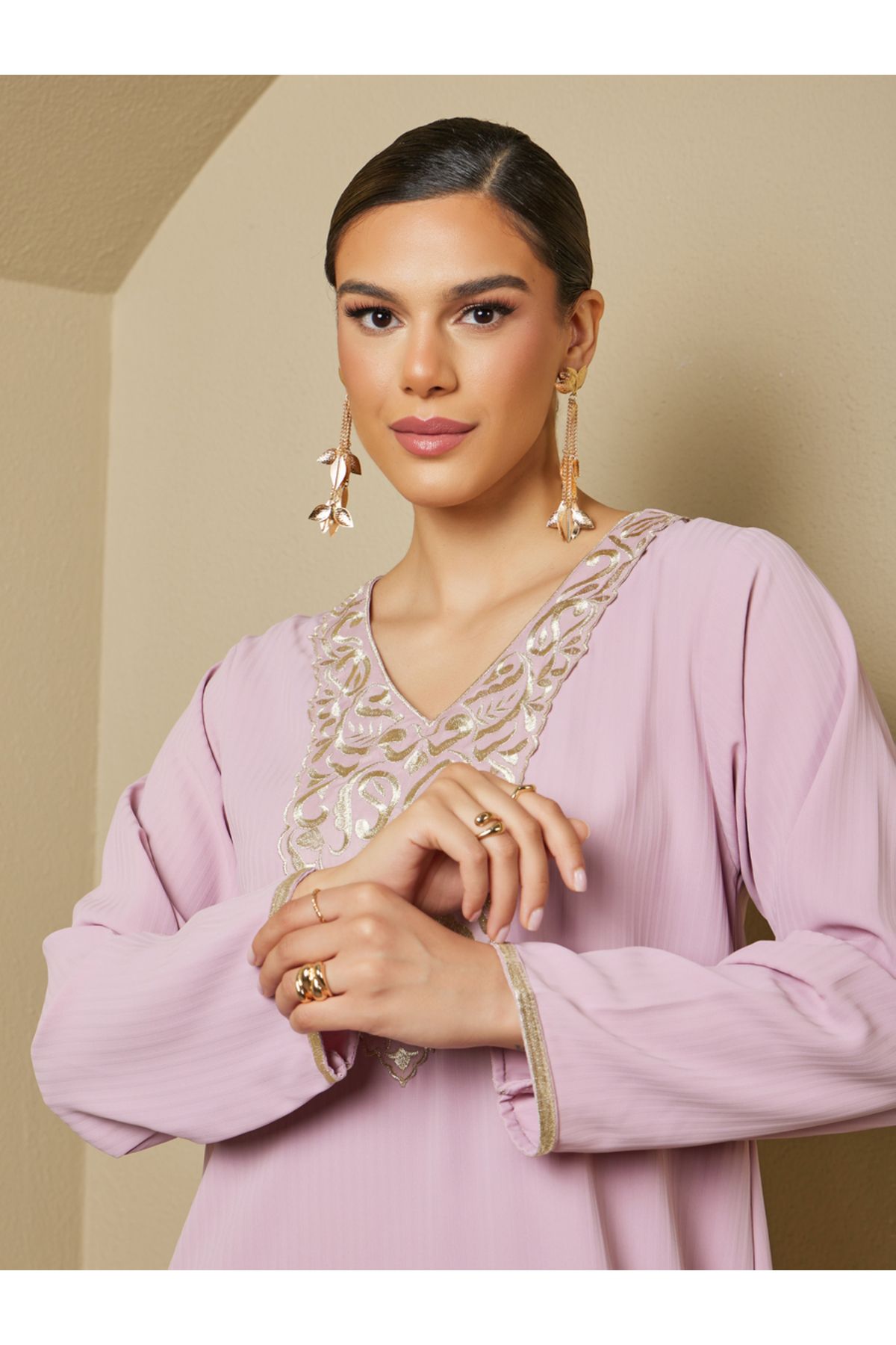 Styli-Embroidered V Neck A-Line Jalabiya 4