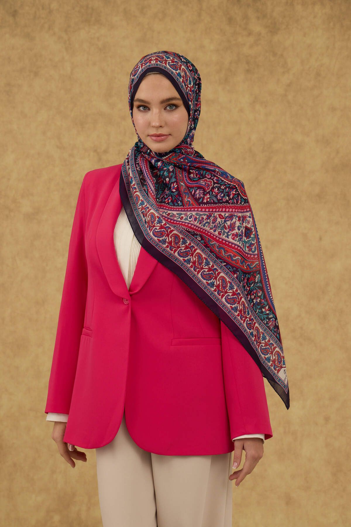 İpekhan-Esinas Etro Collection Soft Shawl 3050 5