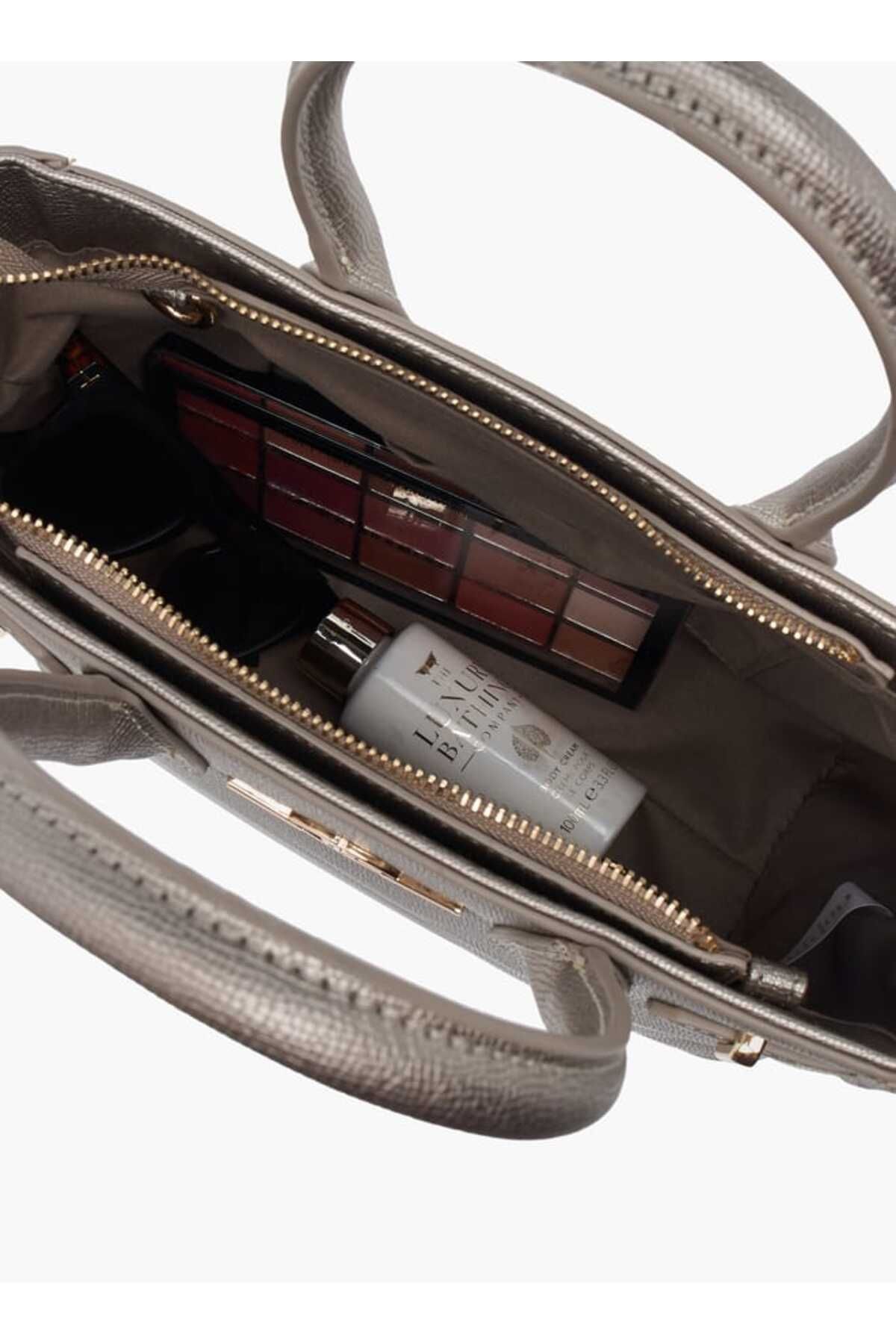 Le Confort-Textured Tote Bag with Double Handles and Detachable Strap 7