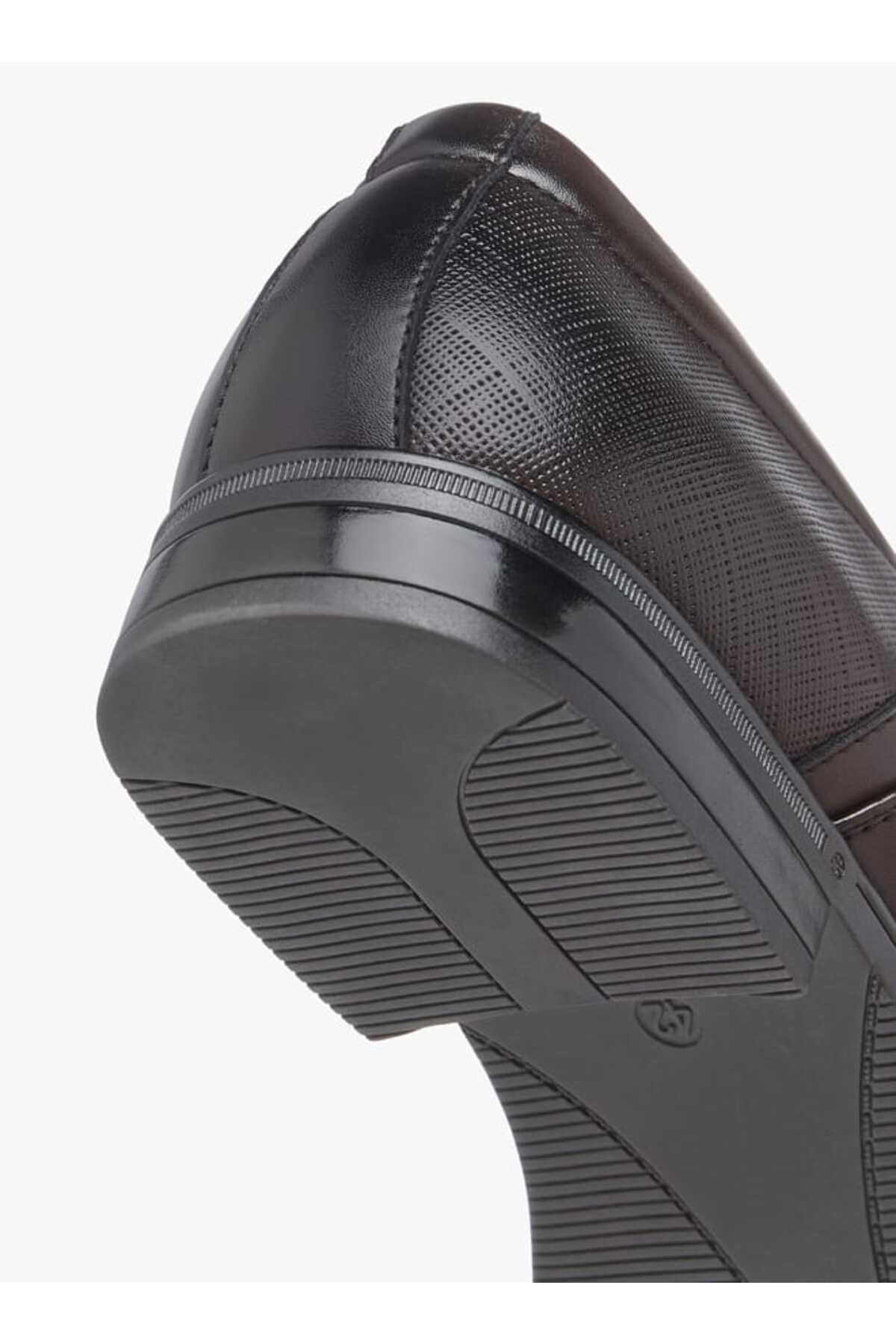 LBL by Shoexpress-Textured Slip-On Loafers 5