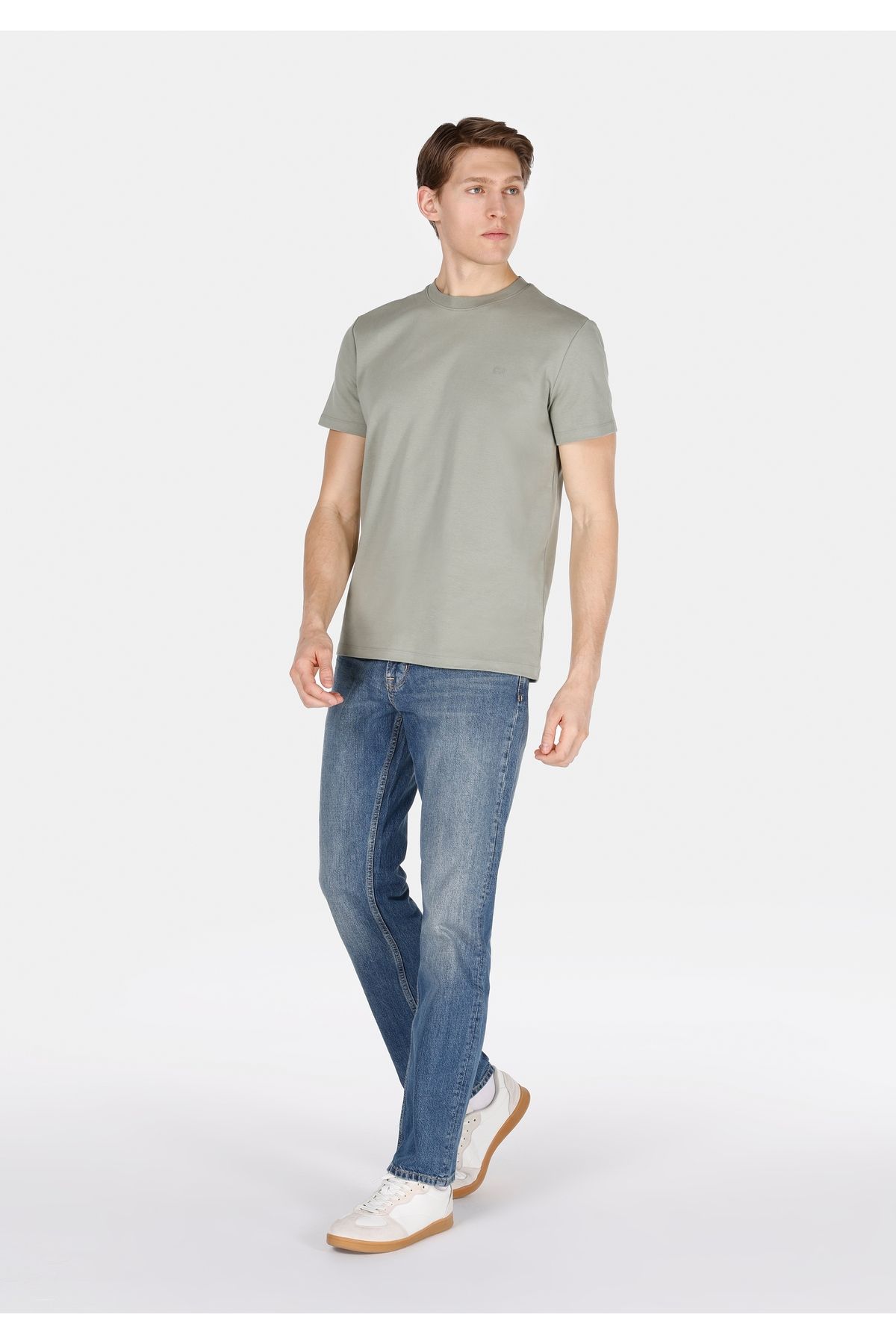 Colin's-Regular Fit Round Neck Plain Men's Green Short Sleeve T-Shirt 3