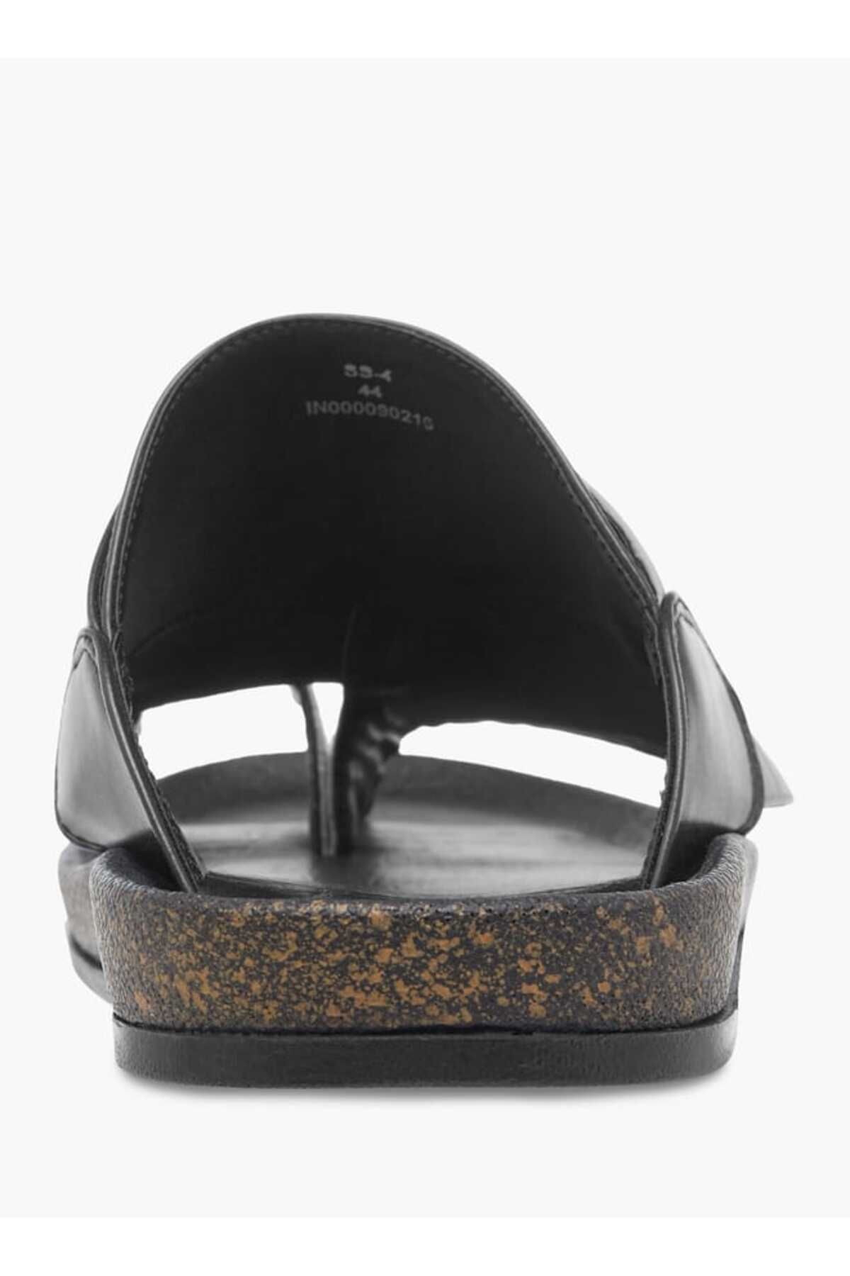 LBL by Shoexpress-Textured Slip-On Arabic Sandals with Toe Loop 4