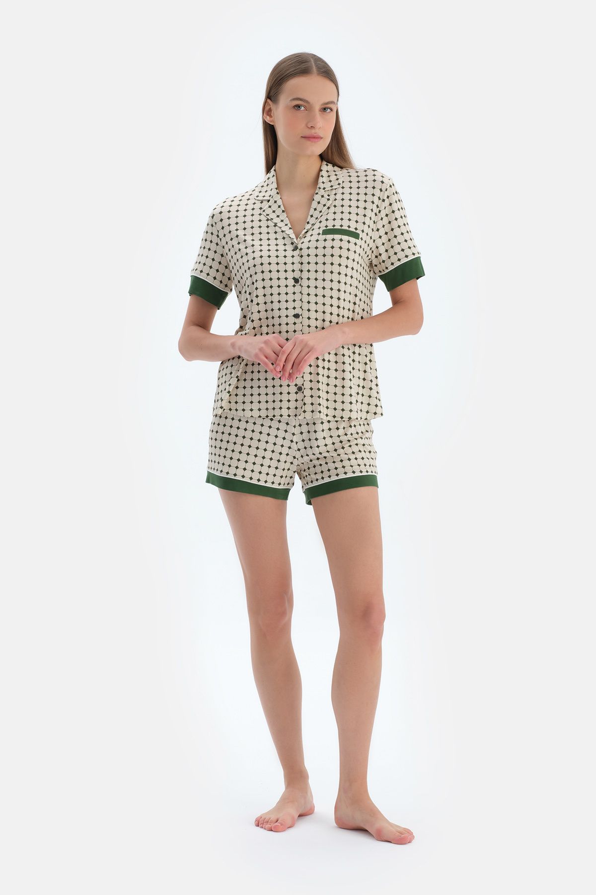 Ekru Geometrik Desenli Gömlek Şort Pijama Takımı - 4