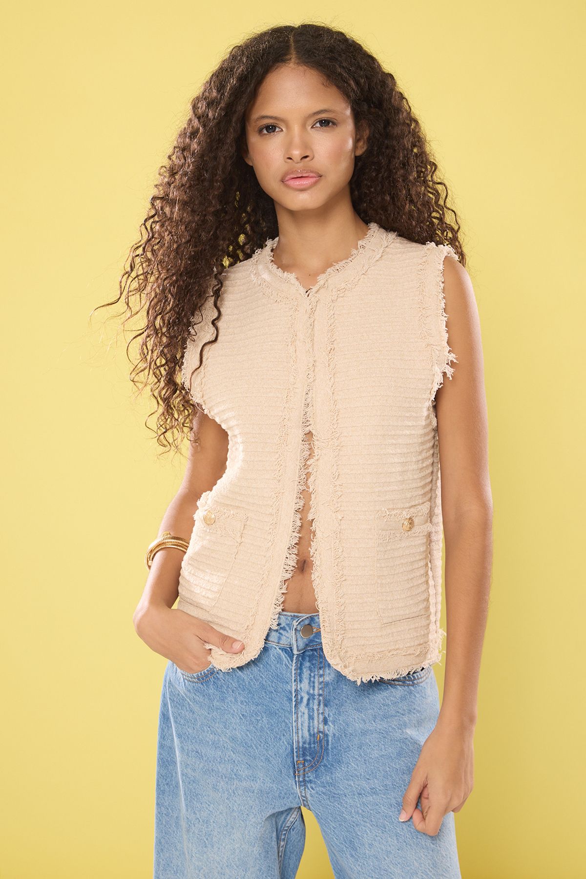 Trendyol Collection-Beige Crew Neck Vest Twoss25Ye00042 2