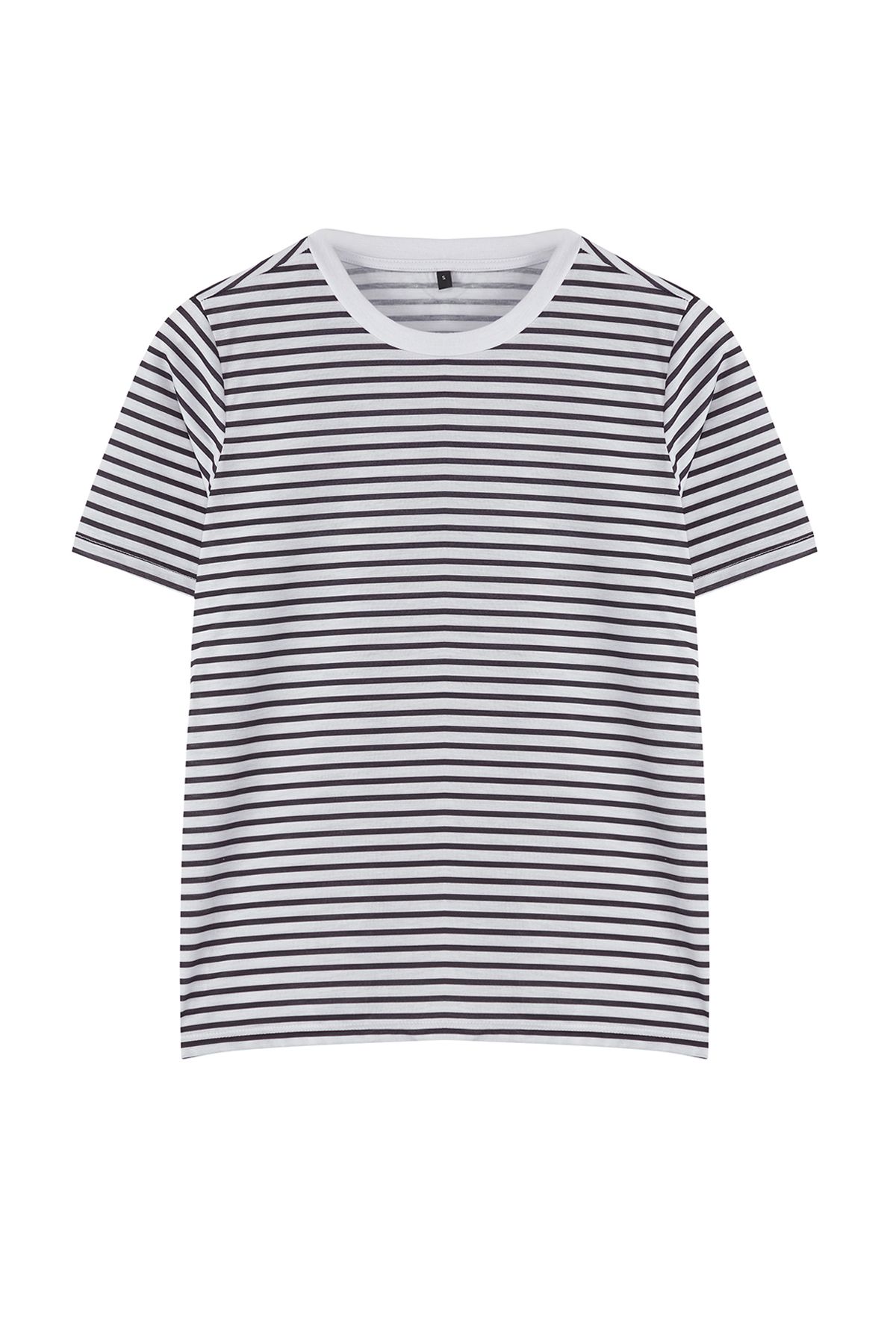 Trendyol Collection-Černé pruhované základní tričko s krátkým rukávem Regular Fit pletené tričko TWOSS21TS0904 6