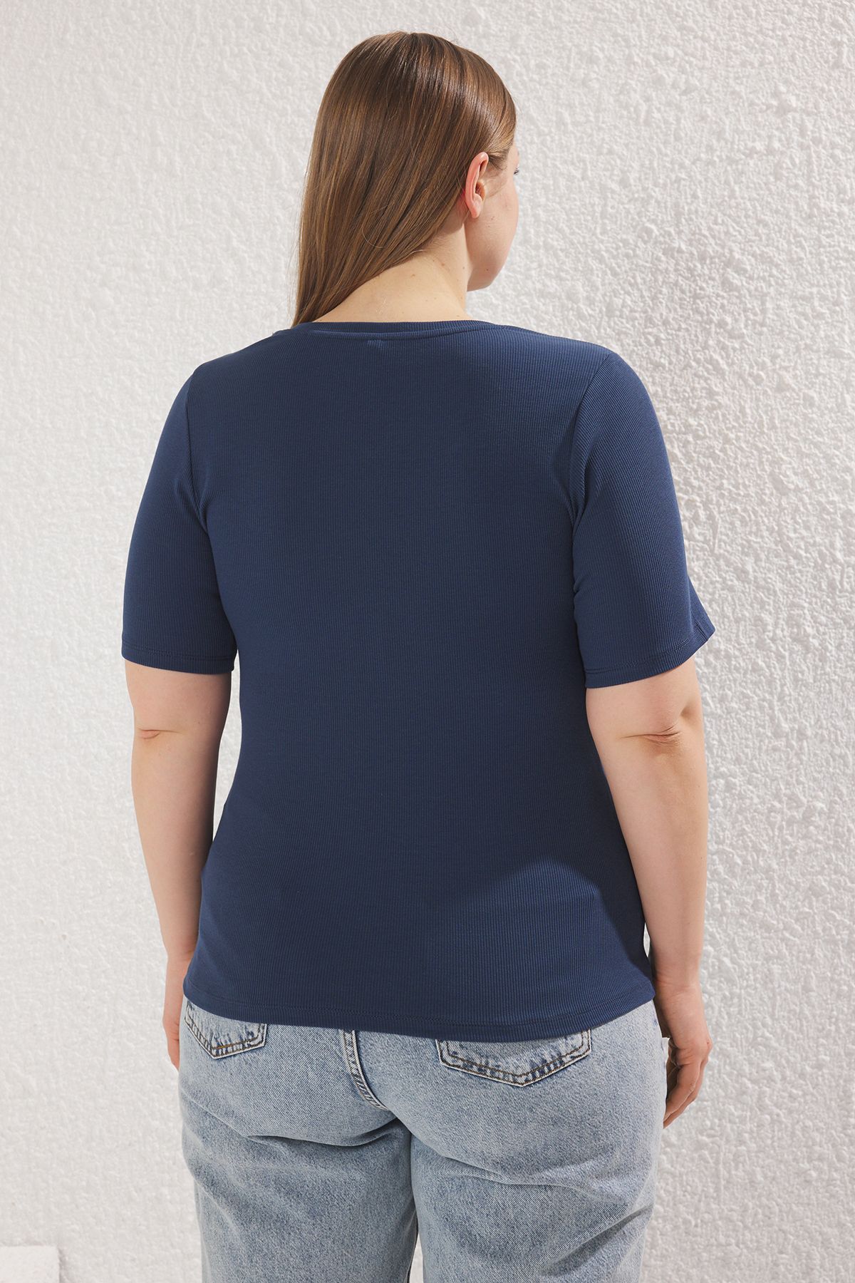 Trendyol Curve-Блузка Orme Bodycon Plus Size Indigo TBBSS25AF00104 4