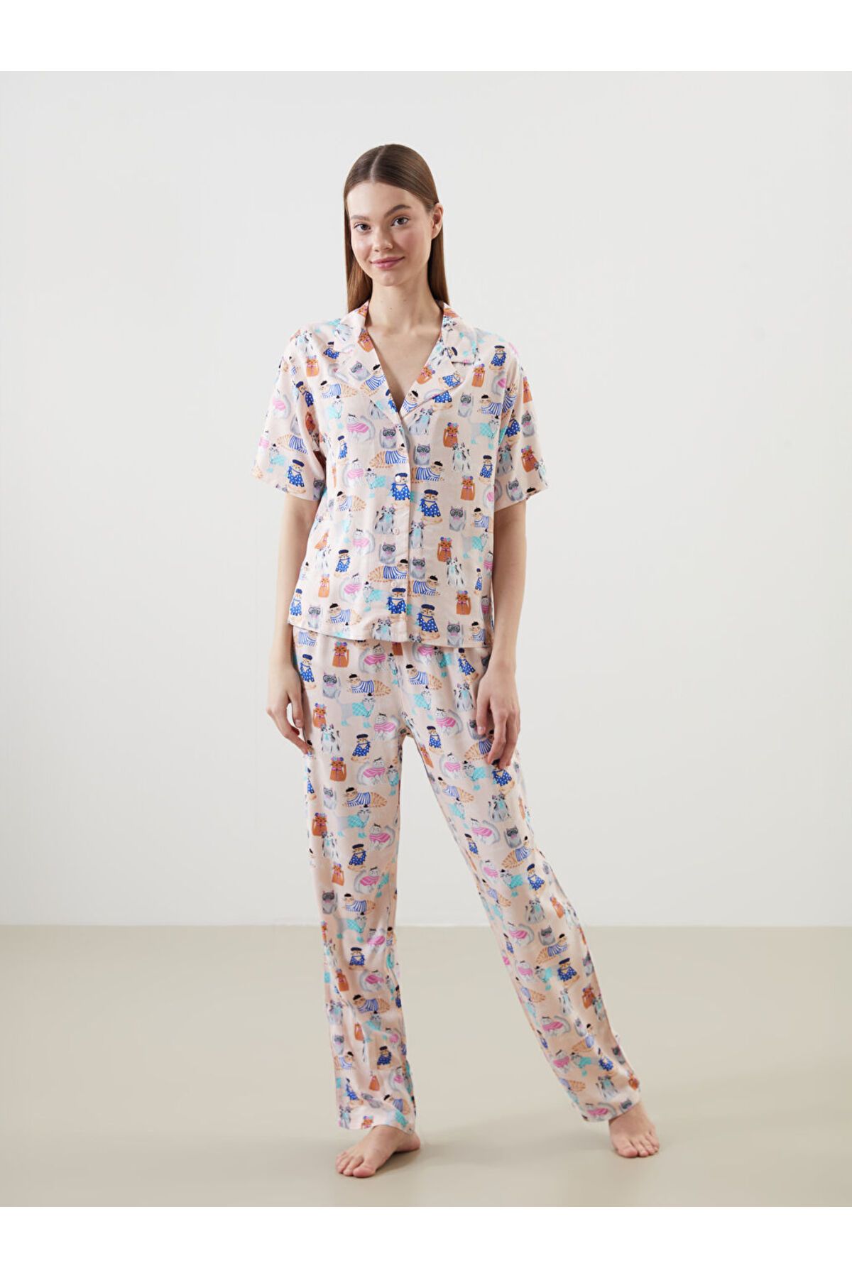 LC Waikiki Gömlek Yaka Baskılı Kadın Pijama Takımı