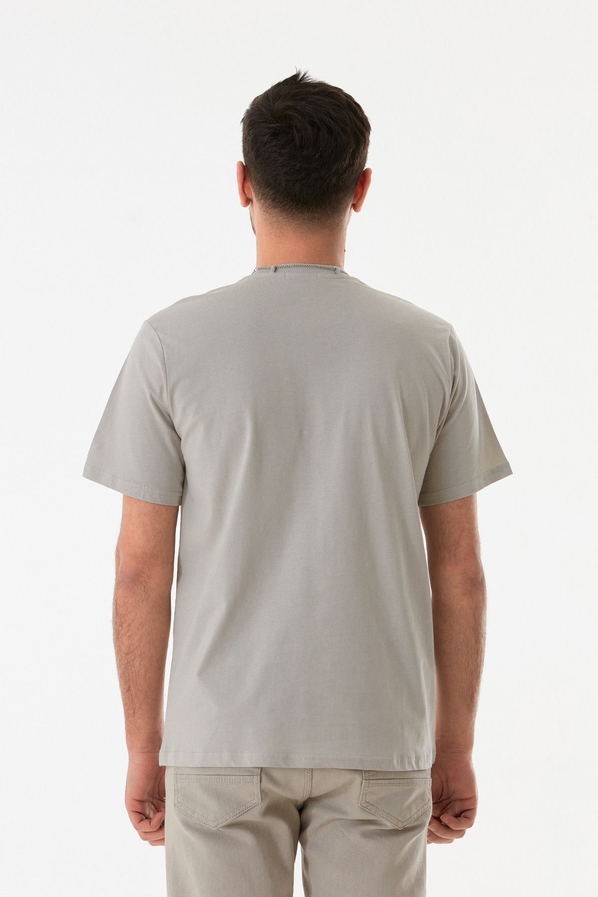 Fulla Moda-Pocket Neck Detail Crew Neck T-Shirt 3