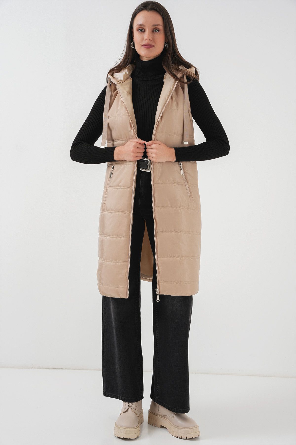 complete the look image