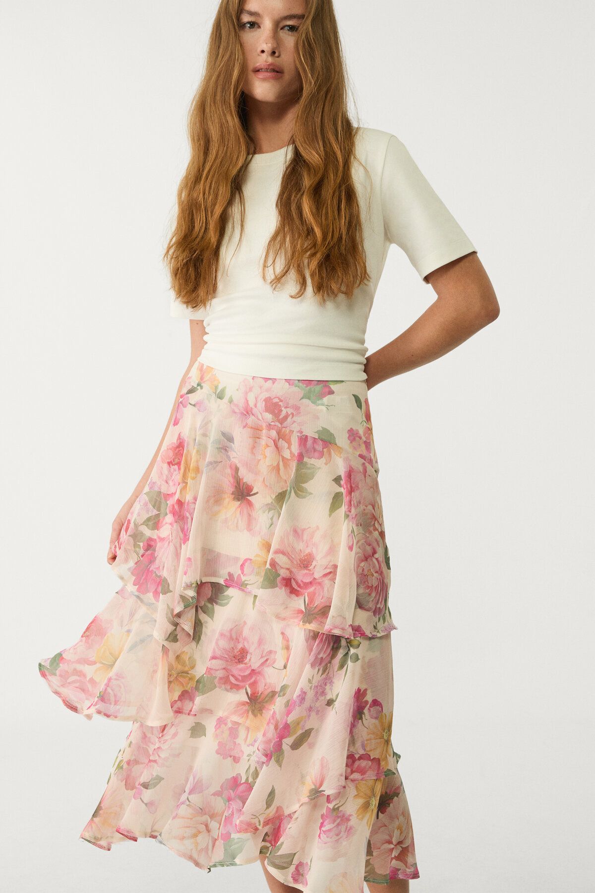 Stradivarius-Printed midi skirt with ruffles 2