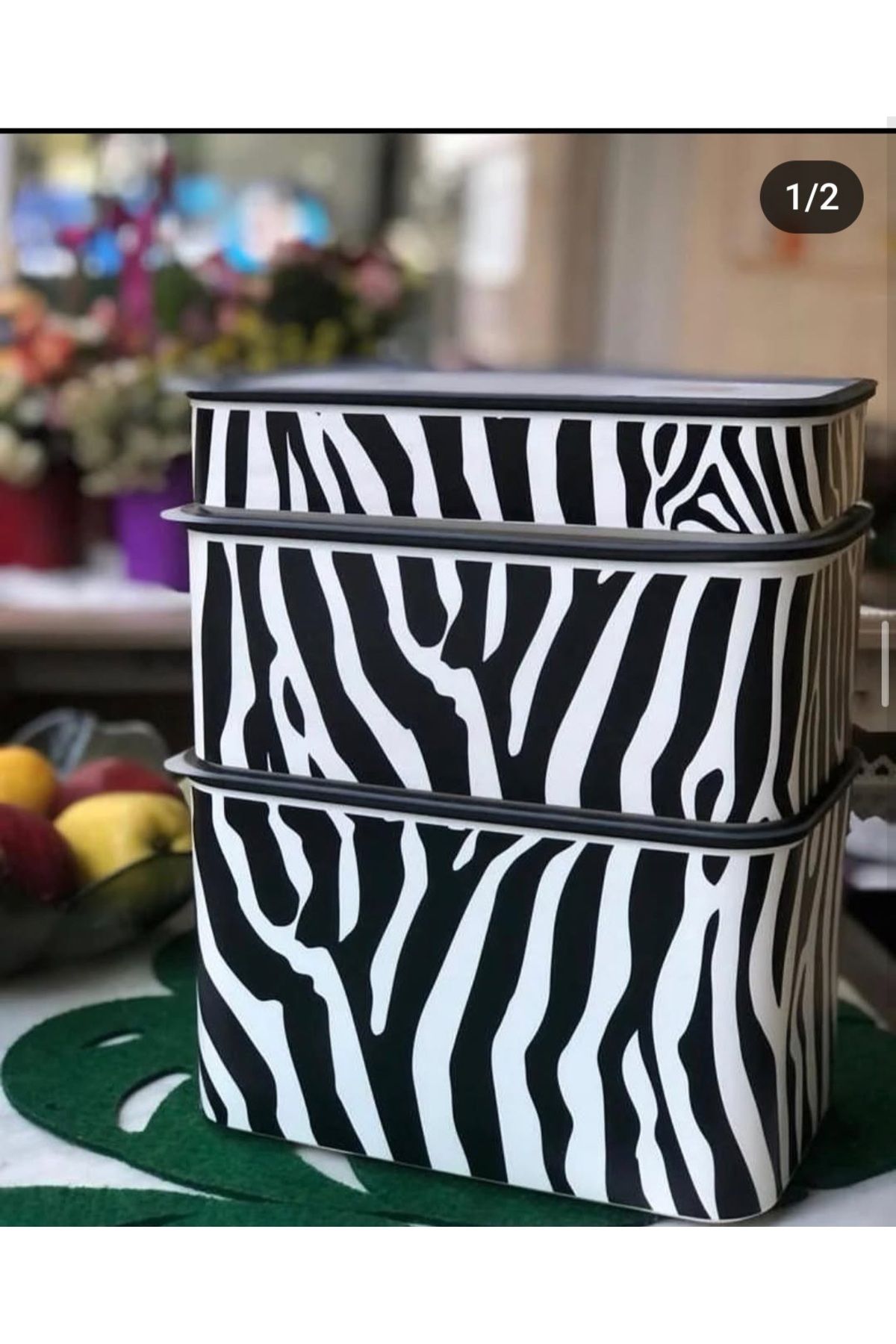 Tupperware-Zebra Set of 3 2