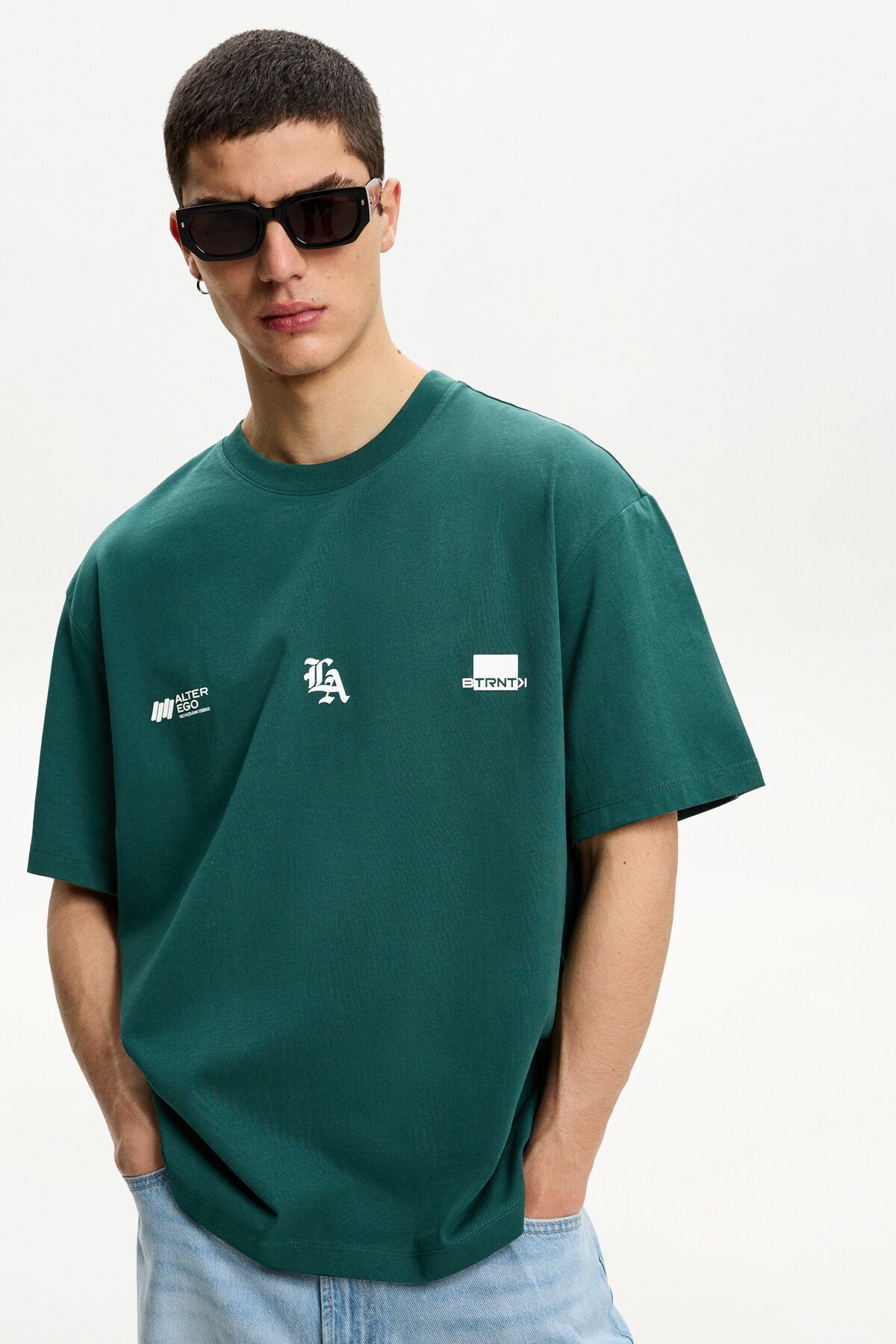 تی شرت آستین کوتاه طرح دار Bershka