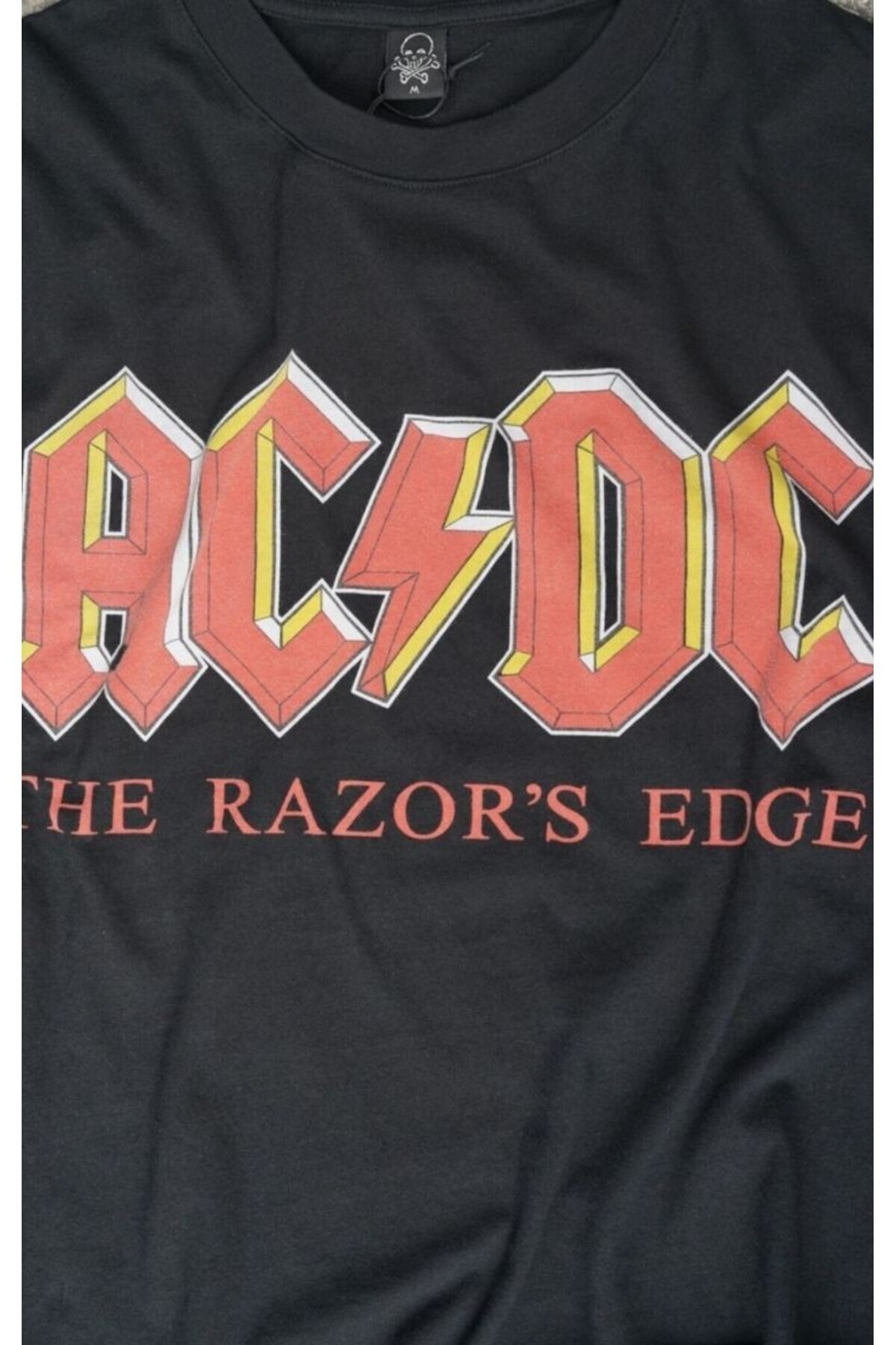 تی شرت آستین کوتاه AC/CD Razors Edge 4