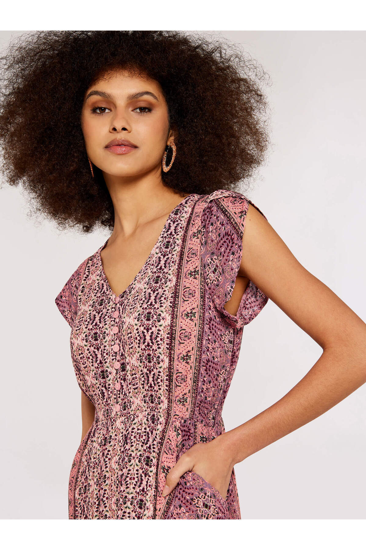 Apricot-Maxikleid mit Paisleyprint 2