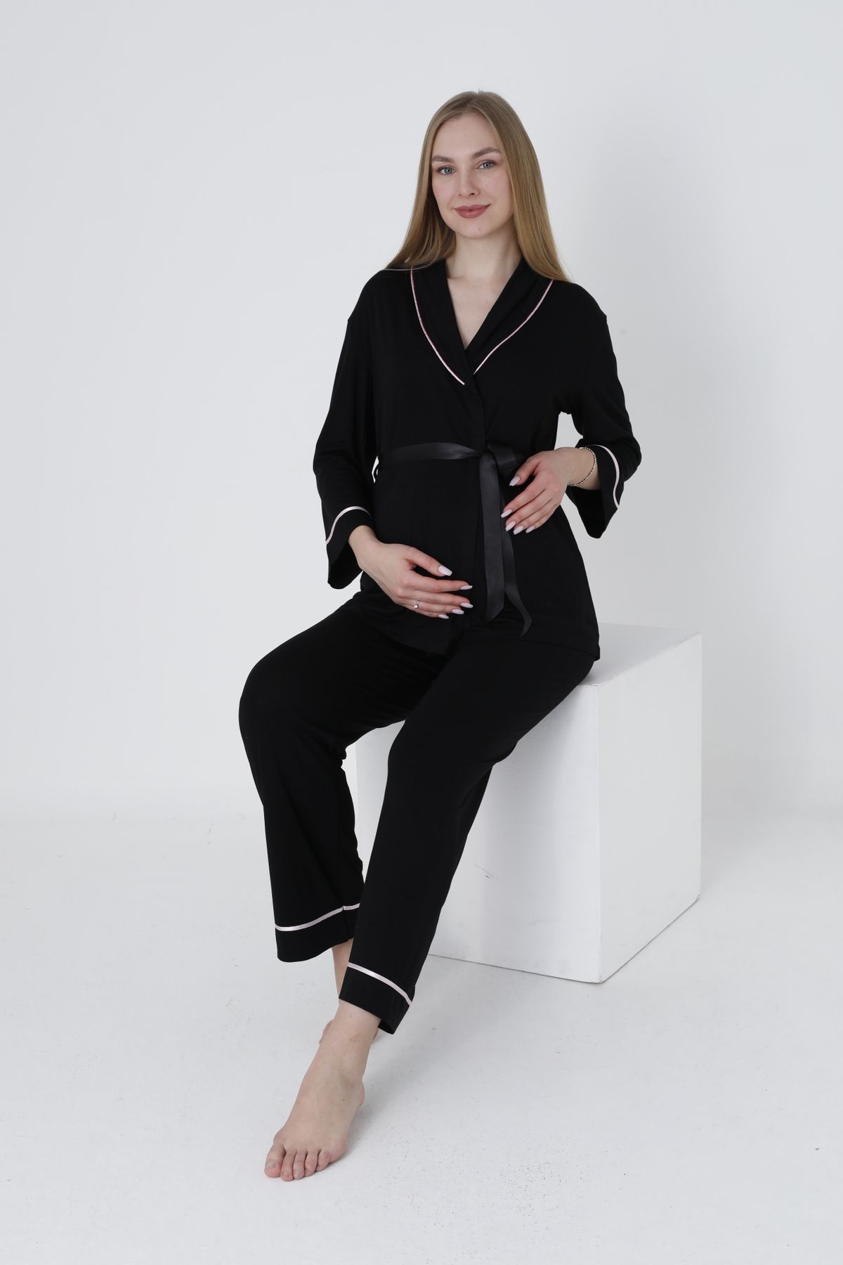 Miss Dünya Lissa-Pregnant and Maternity Pajamas Set with Front Tie and Large Stripe Collar 4