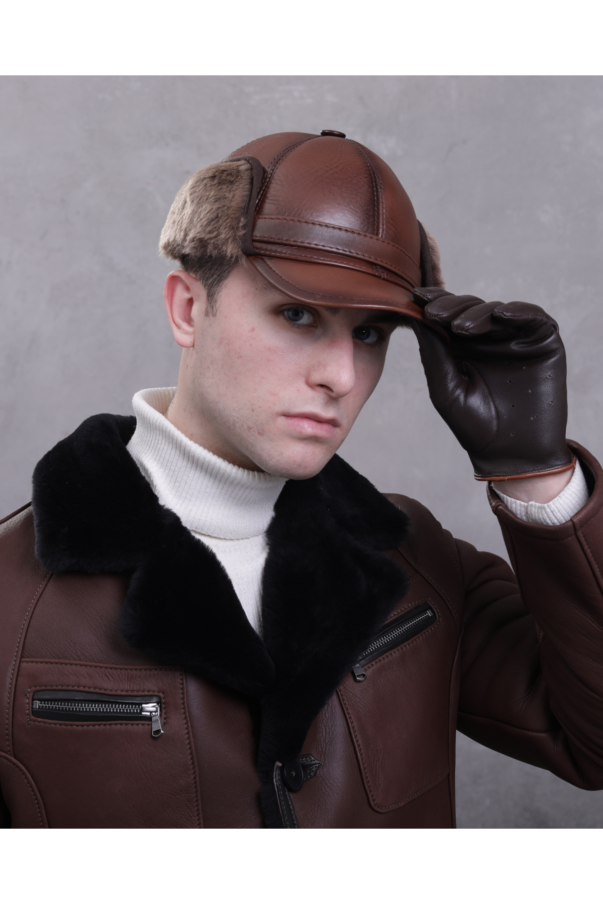 کلاه خزدار مردانه از جنس چرم اصل