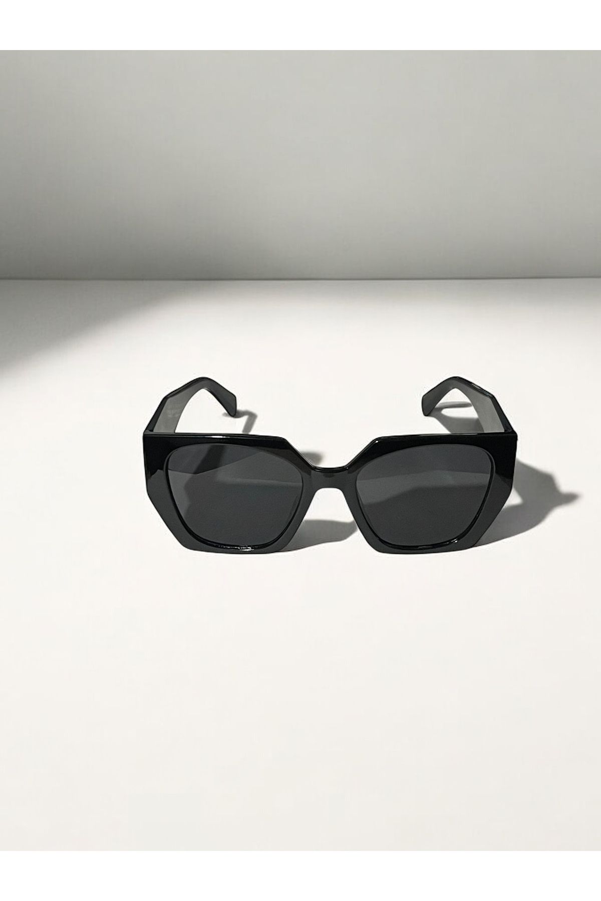 MAROVOAY-Black Sunglasses with Uv400 Protection 3