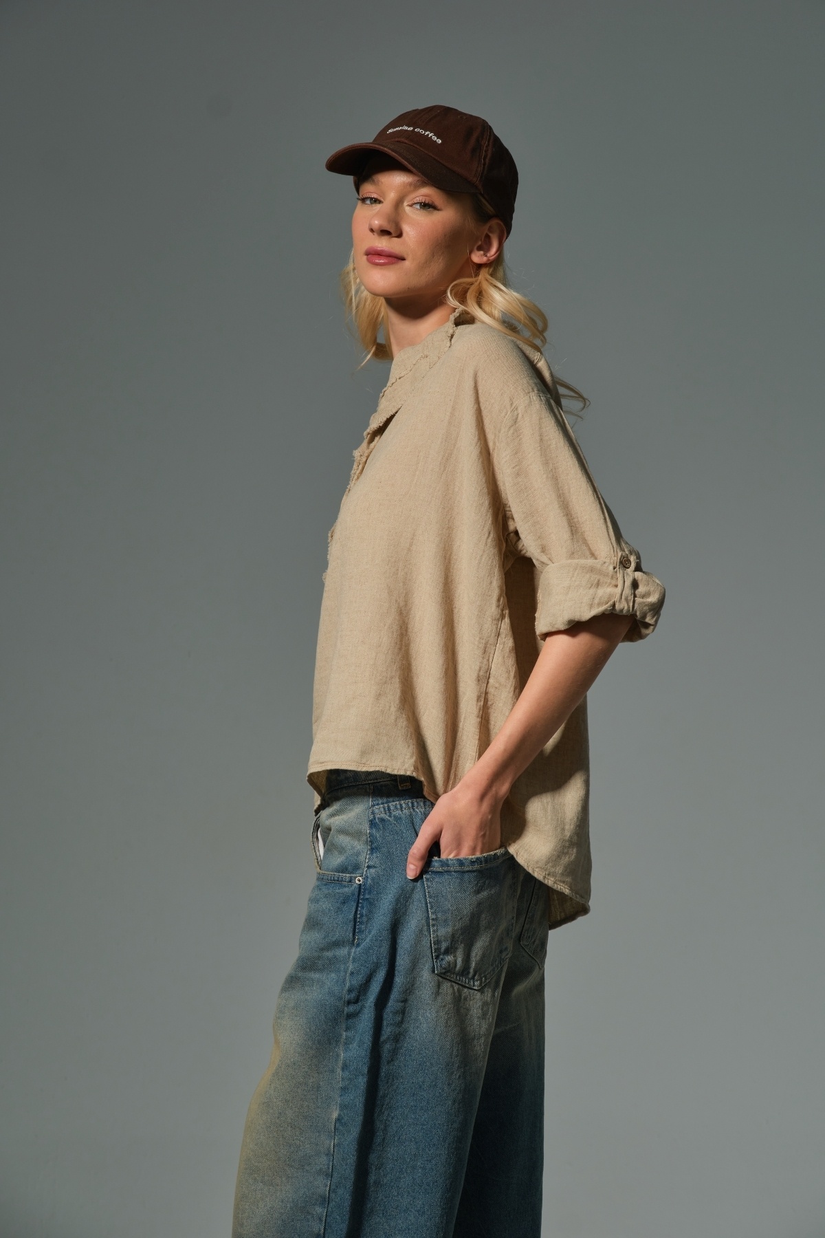 Maule  Bej Pamuk Keten Yarım Pat Pis Dikiş Hakim Yaka Katlanabilir Uzun Kol Kadın Gömlek #viana - Görsel 4