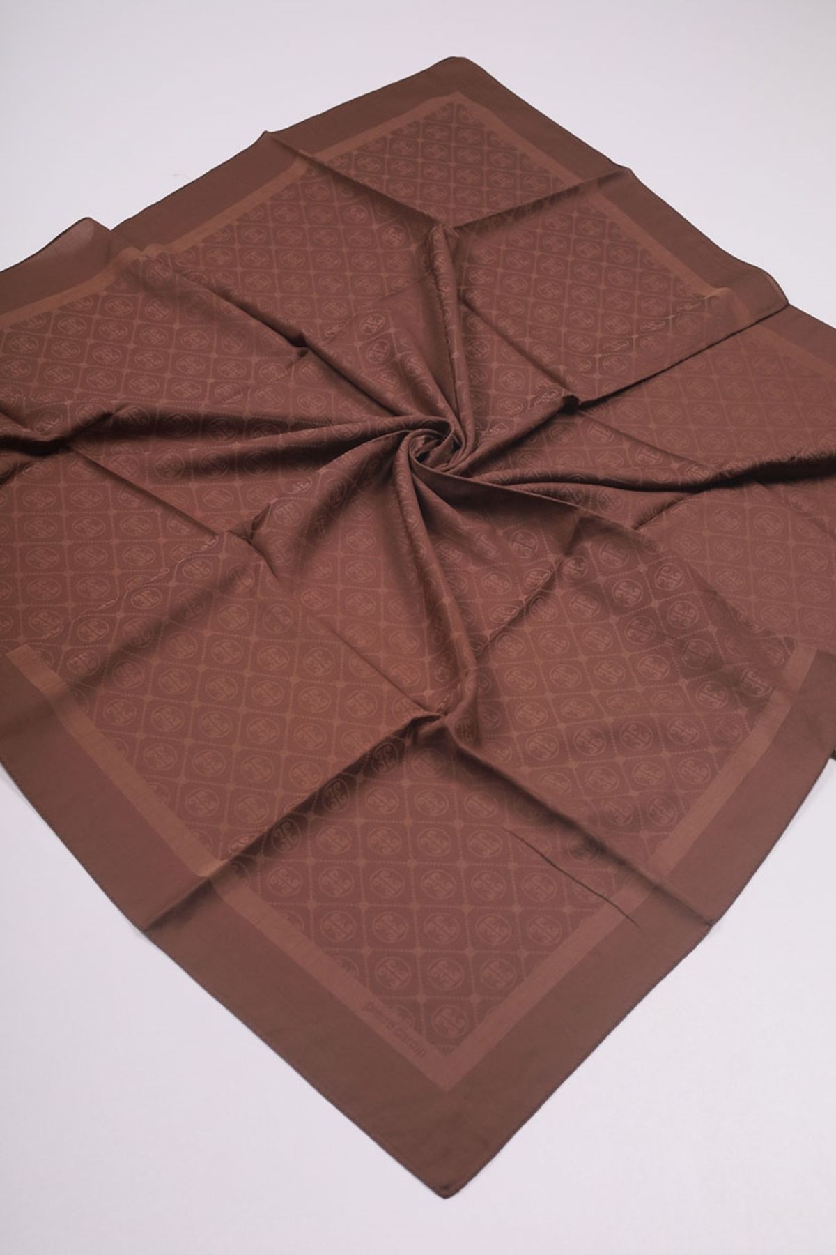 Pierre Cardin-Scarf - Pattern-01 - Color-09 1