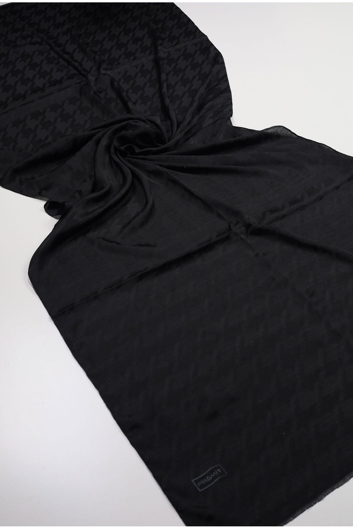 PİRAMİT-Pyramid Monogram Flush Shawl - Pattern-05 - Color-01 1