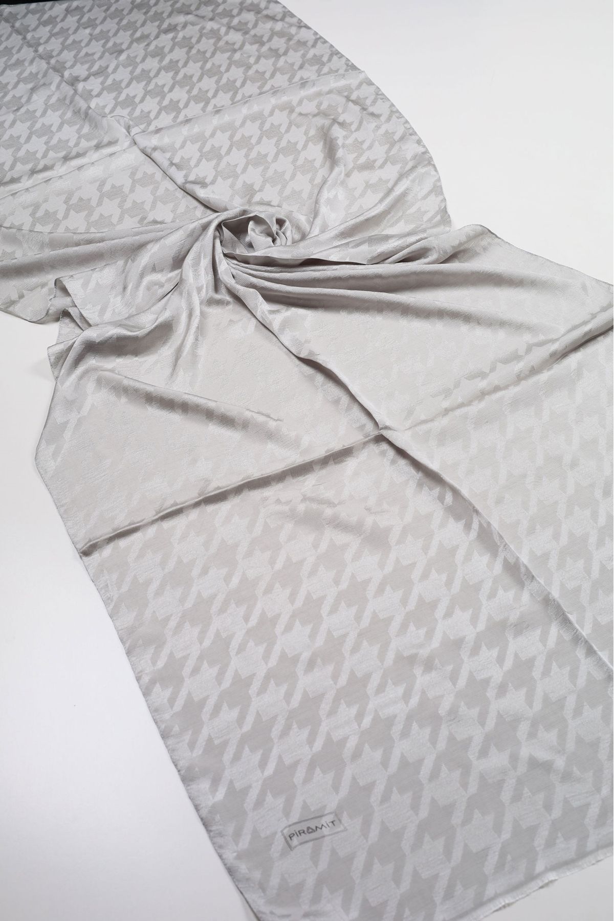 PİRAMİT-Pyramid Monogram Flush Shawl - Pattern-05 - Color-02 1