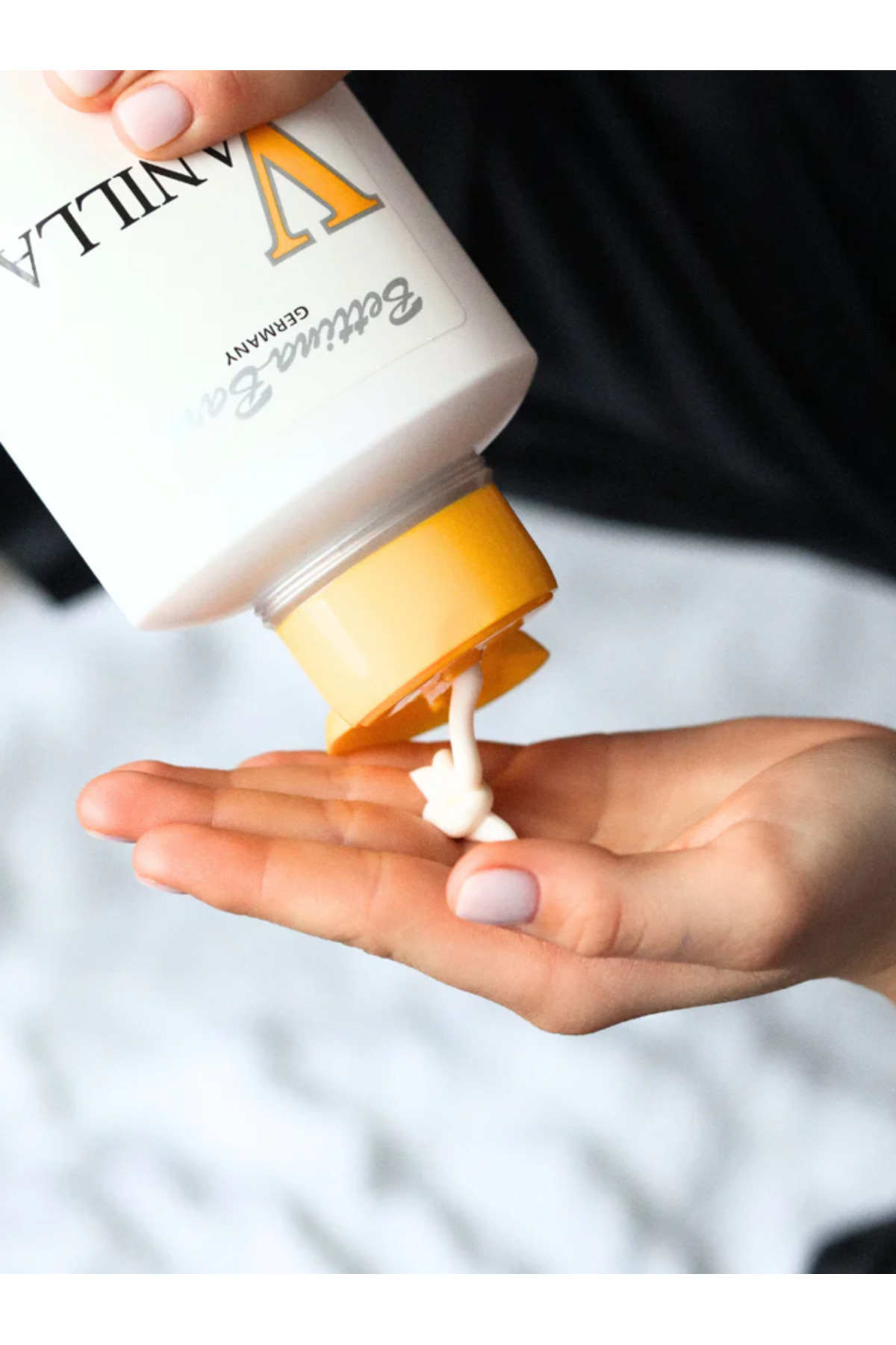 Vanilla Rich Body Milk, Vanilya Zengin Vücut Sütü, 500 ml — 6566 — تصویر 2 از 5