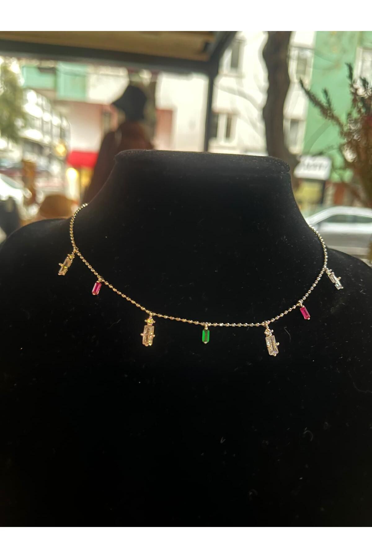 SELVİLERBUTİK Renkli Kristal Taşlı Chocker