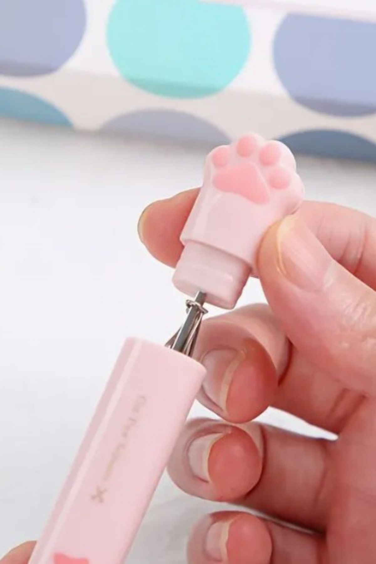 Nisankids-Paw Pattern Scissors with Mini Foldable Protection Box 4