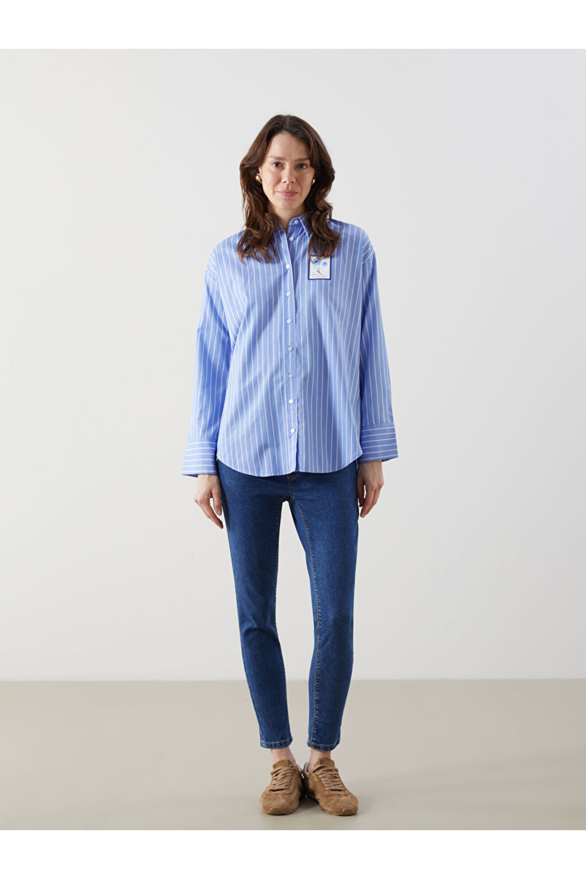 LC Waikiki-Lcw Comfort Blue Floral Oversize Poplin Women's Shirt 4