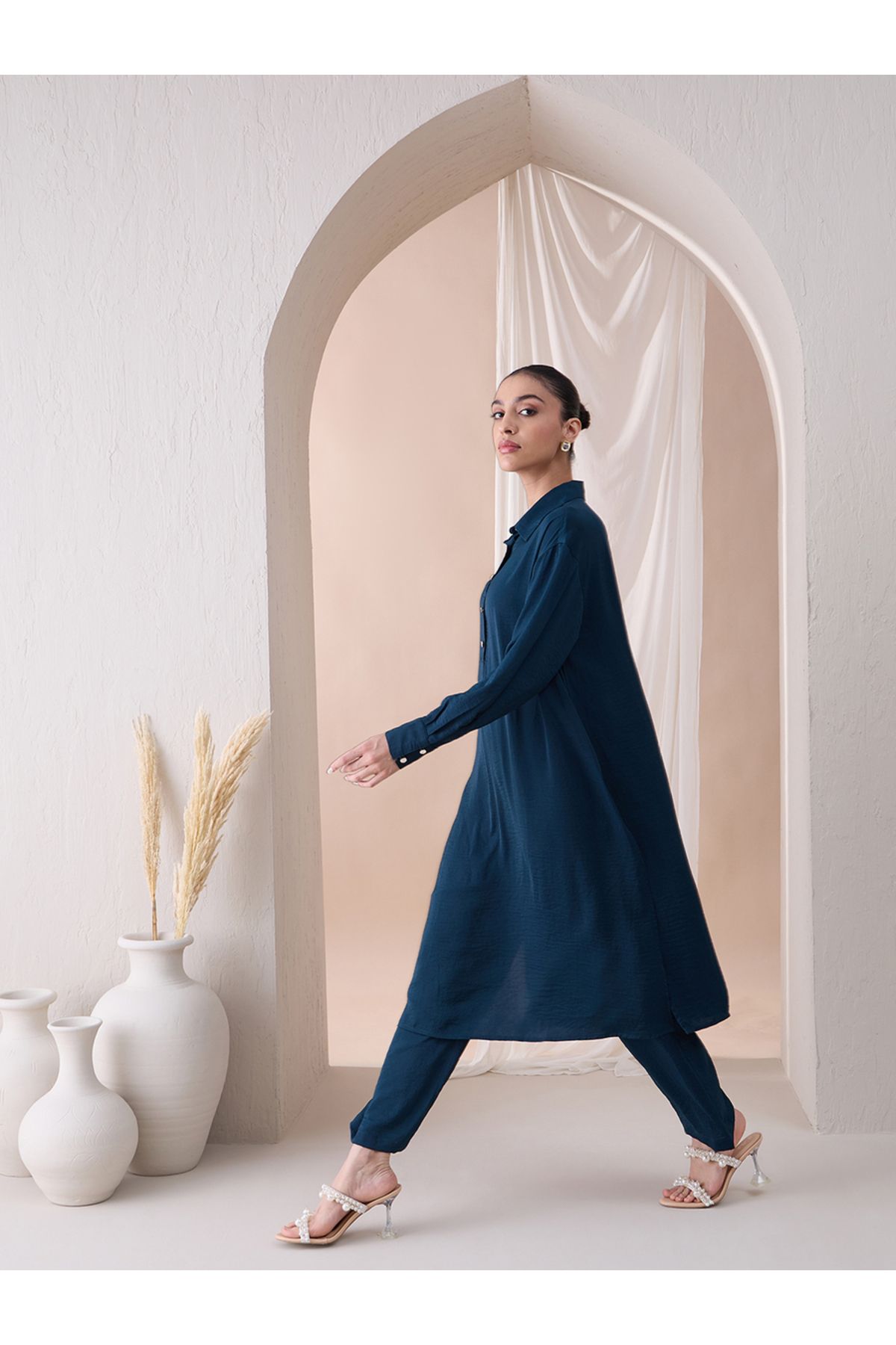 Femmella By Styli-Solid Collared Long Tunic and Straight Pants Co-Ords 6