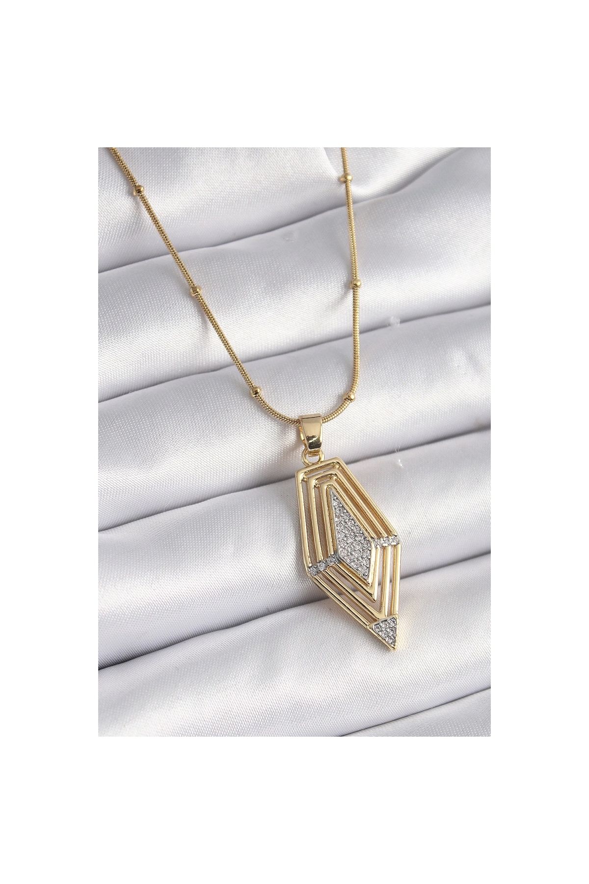 Narnuga 316L Çelik Gold Renk Zirkon Taşlı Vintage Model Kadın Kolye - TJ-BKO9517